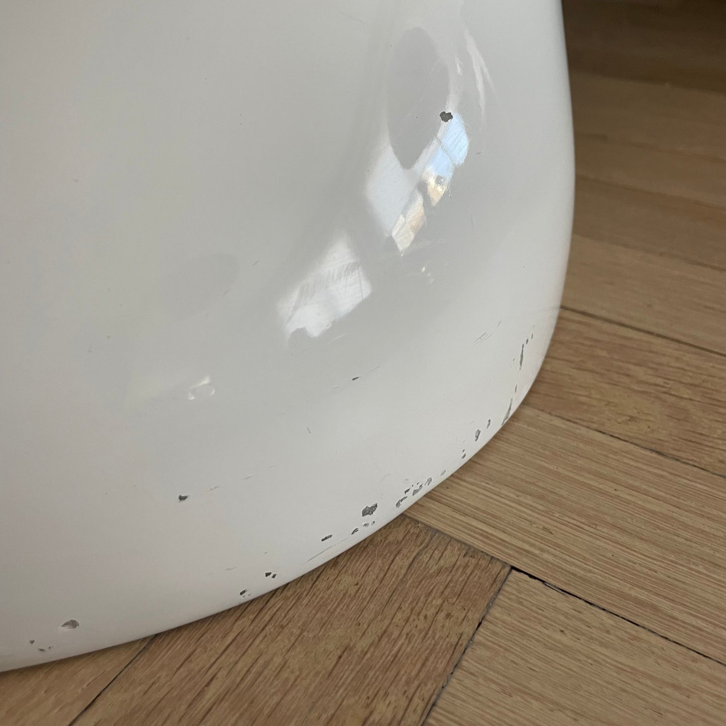 Table d’appoint space-age - Ref 1098