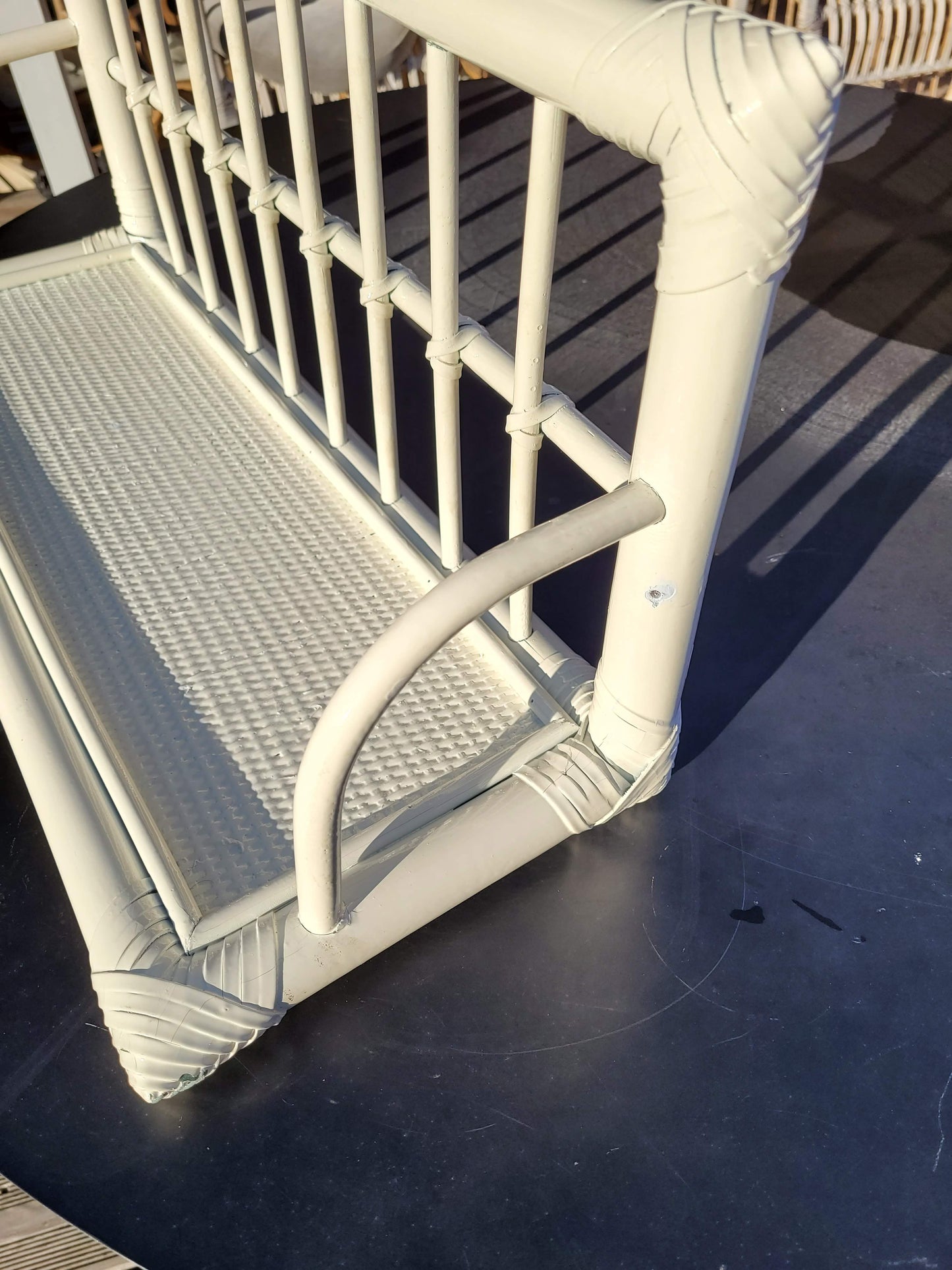 Etagère murale en bambou et rotin vintage - Ref 130