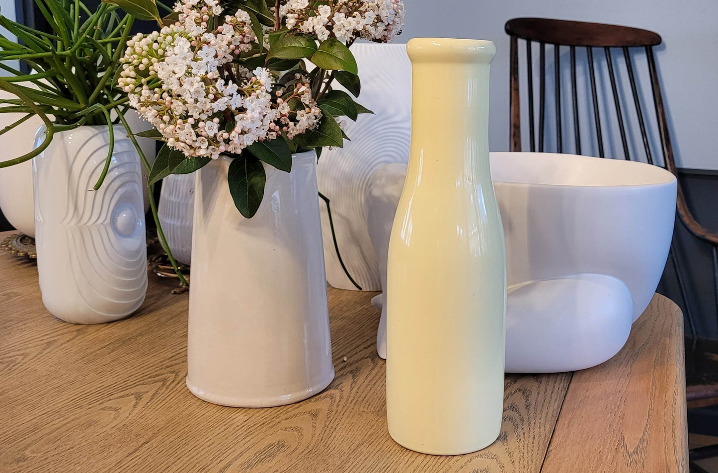 Vase bouteille en céramique jaune - Ref 8