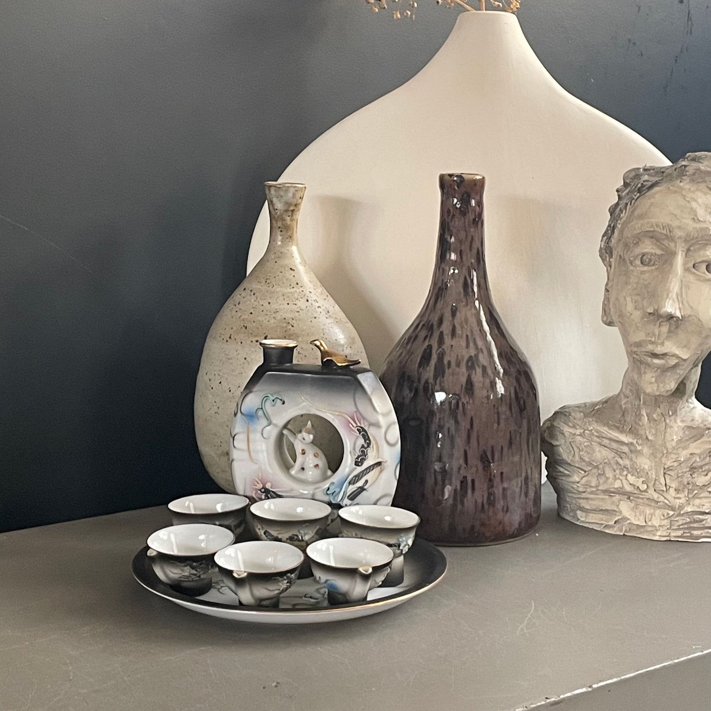 Service à saké en porcelaine – 6 tasses, bouteille et plateau - Ref 1123