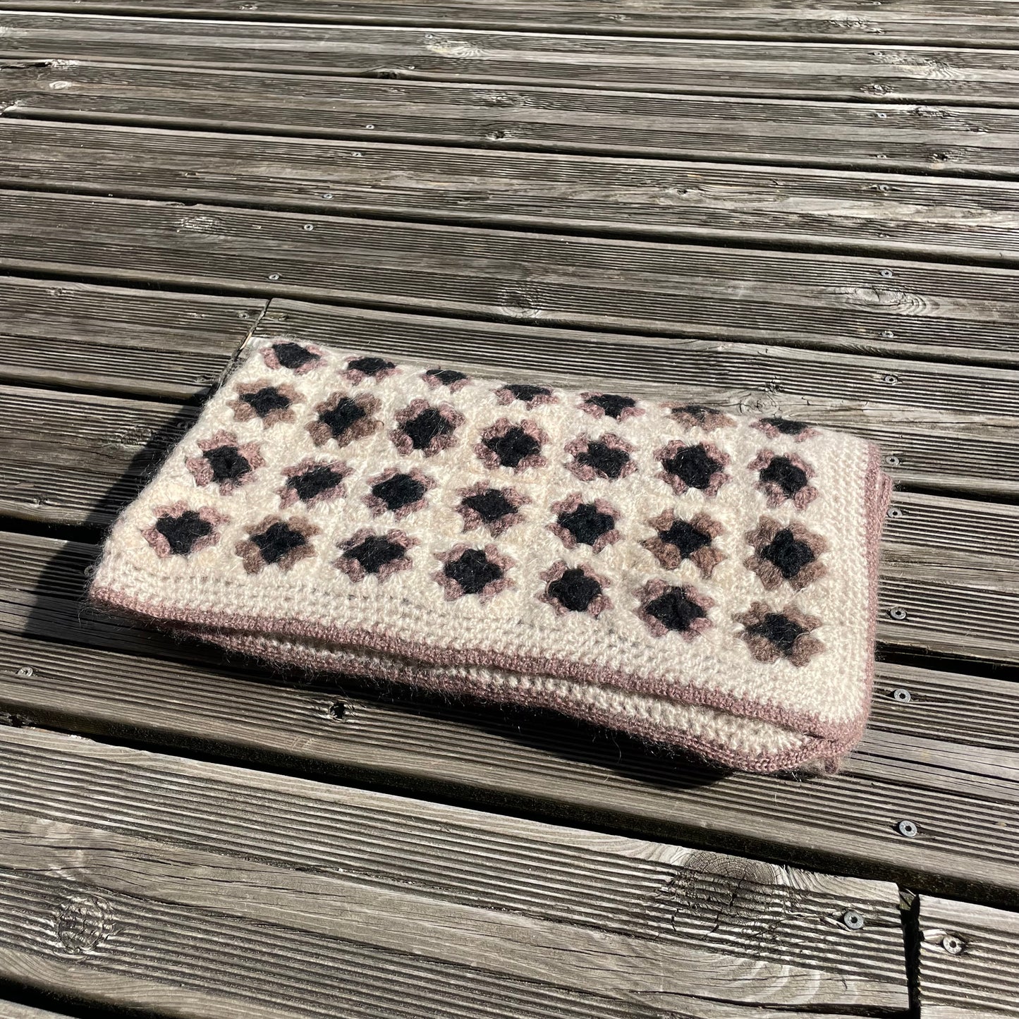 Couverture au crochet en laine 1mx1m - Ref 1093