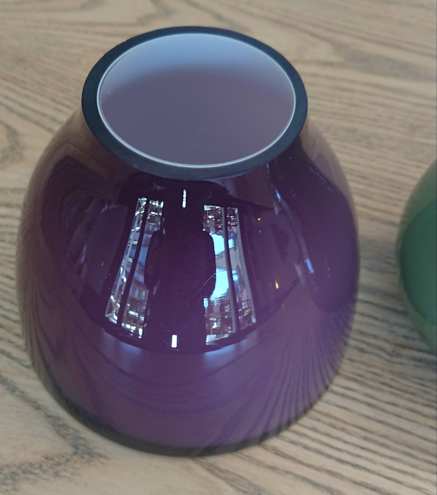 Paire de vases en verre double couche