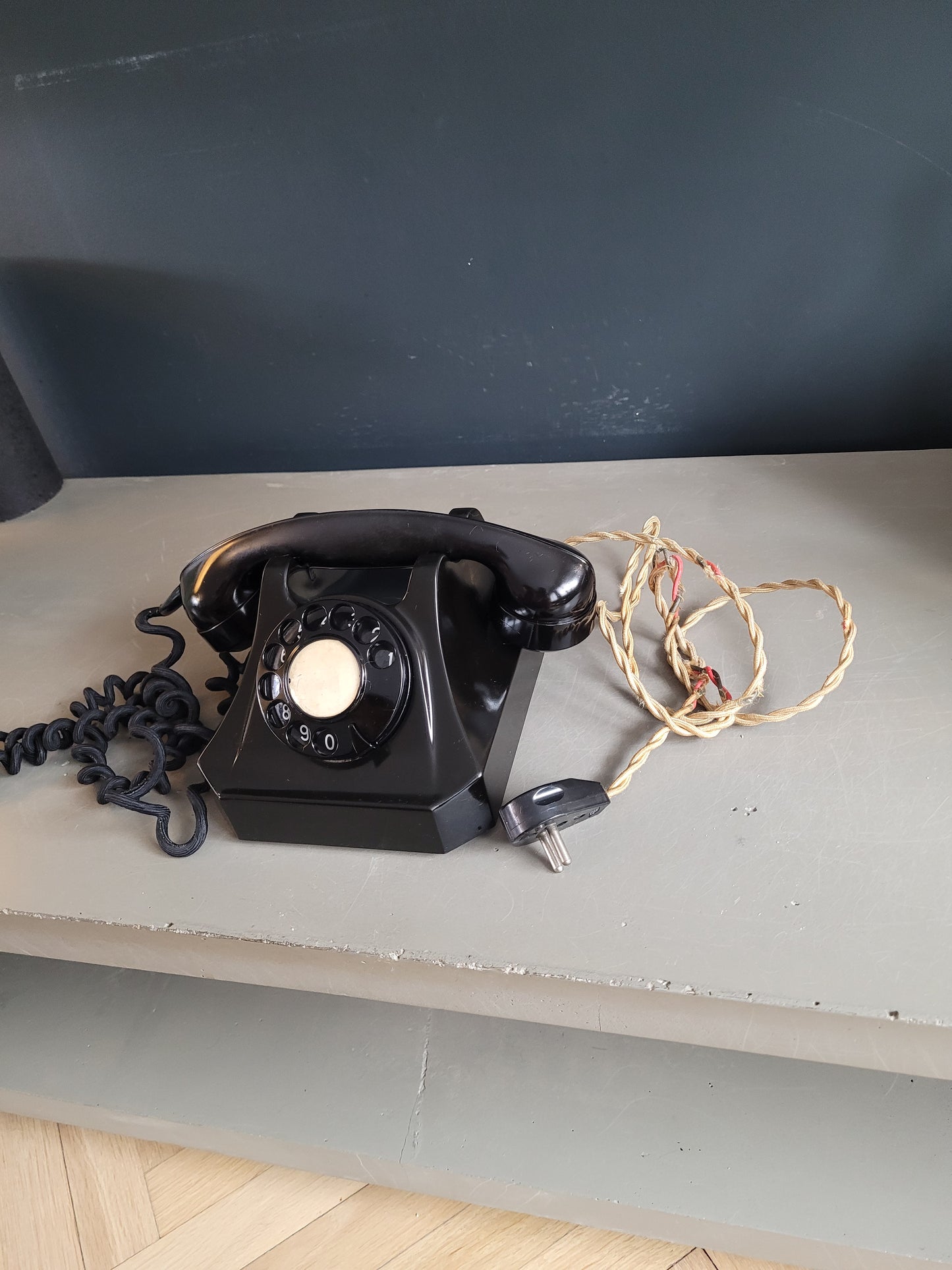 Téléphone à cadran Zénith années 50 - Ref 807