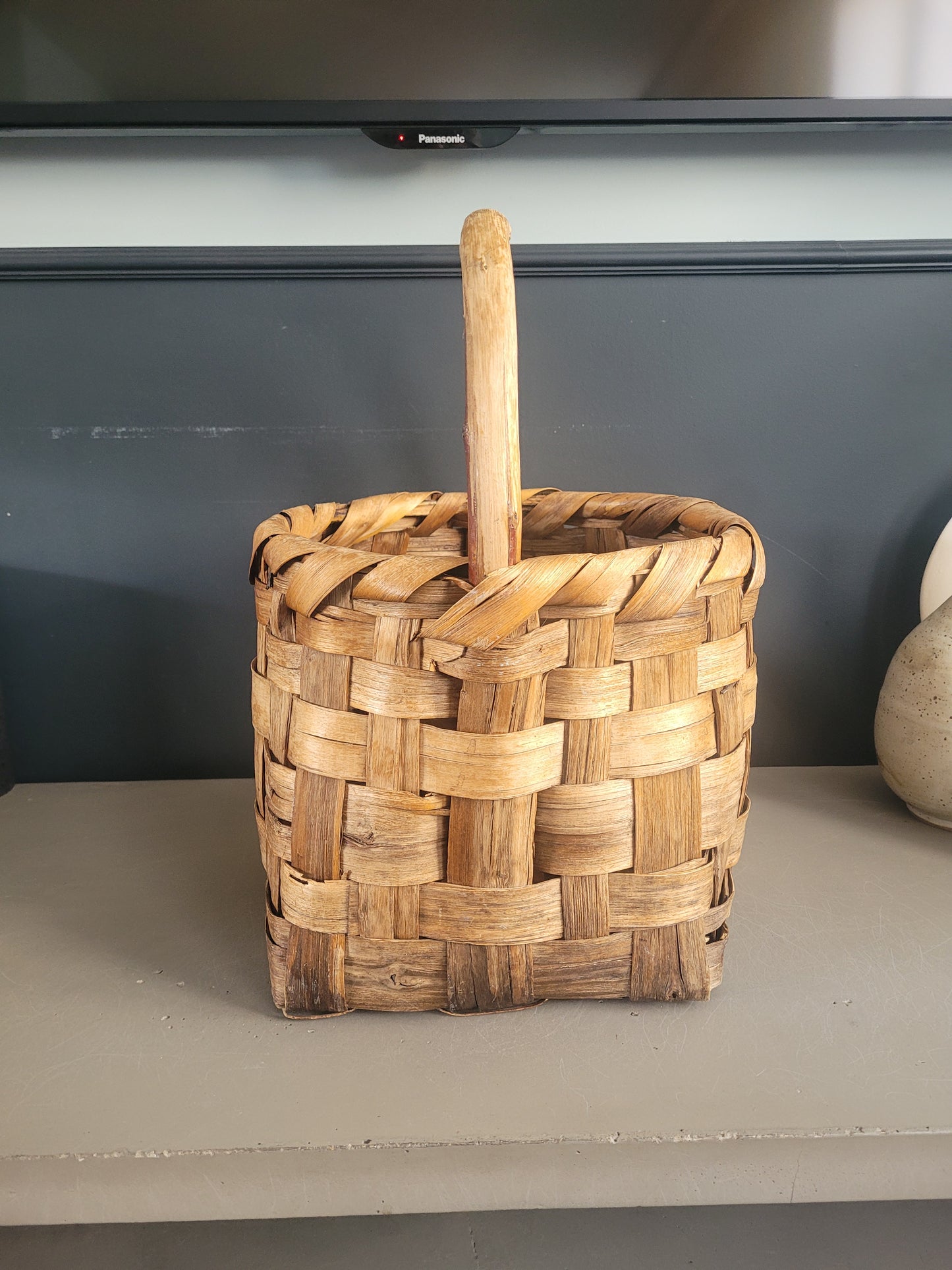 Panier en bois courbé et lamelles de bois - Ref 462