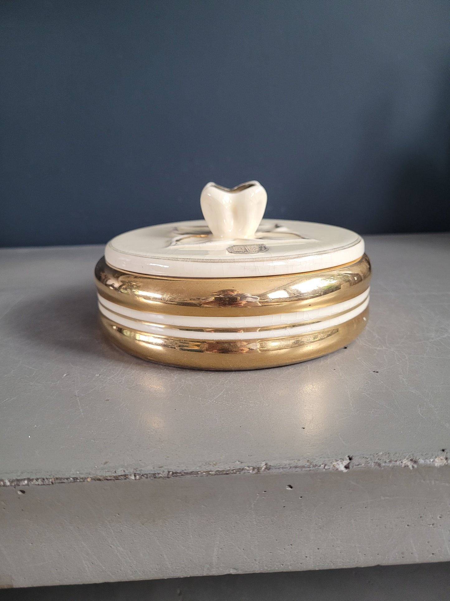 Bonbonnière en céramique d'art de Viroflay - Ref 544