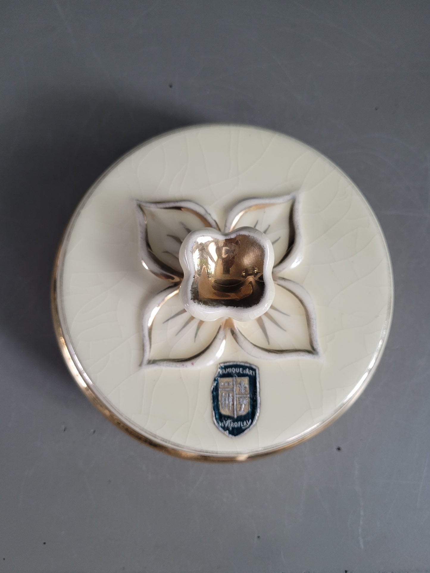 Bonbonnière en céramique d'art de Viroflay - Ref 544