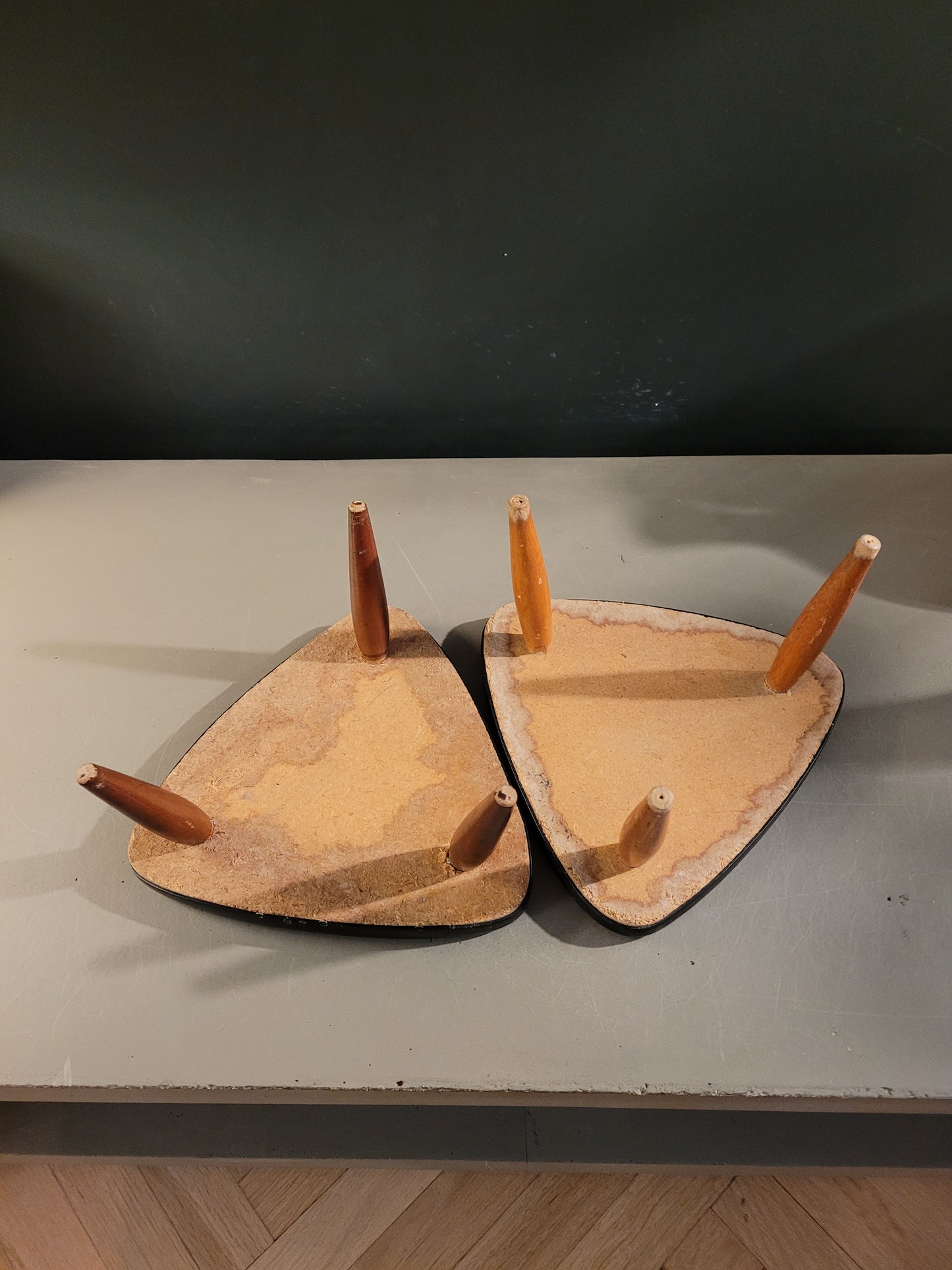 Paire de porte-plantes vintages à motifs - Ref 574