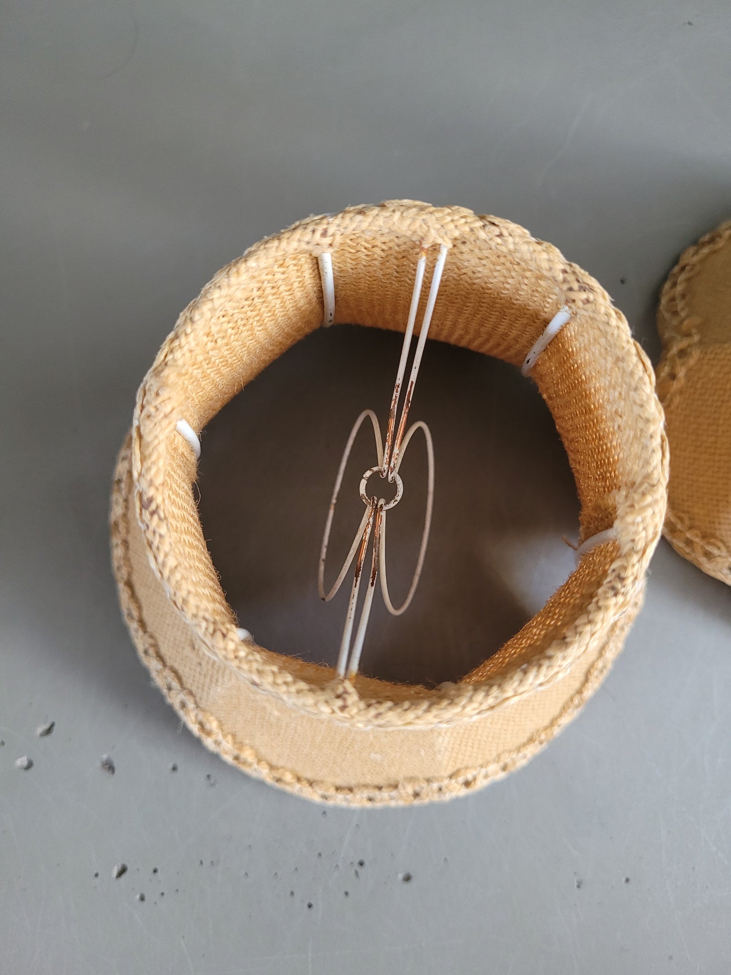 Paire d'abat-jour vintages en toile de jute - Ref 448