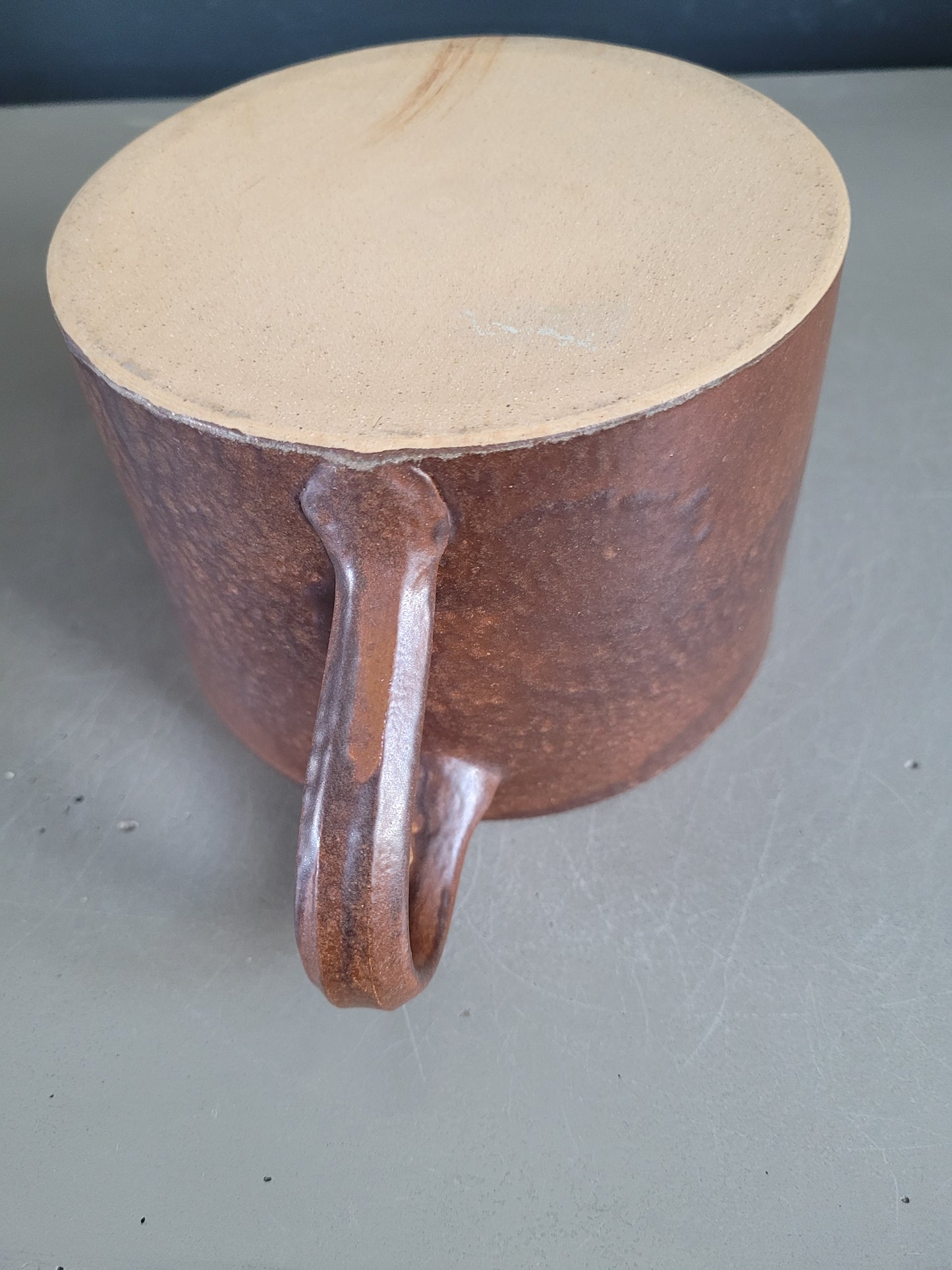 Pichet - pot à crème - en faience émaillée marron - Ref 506