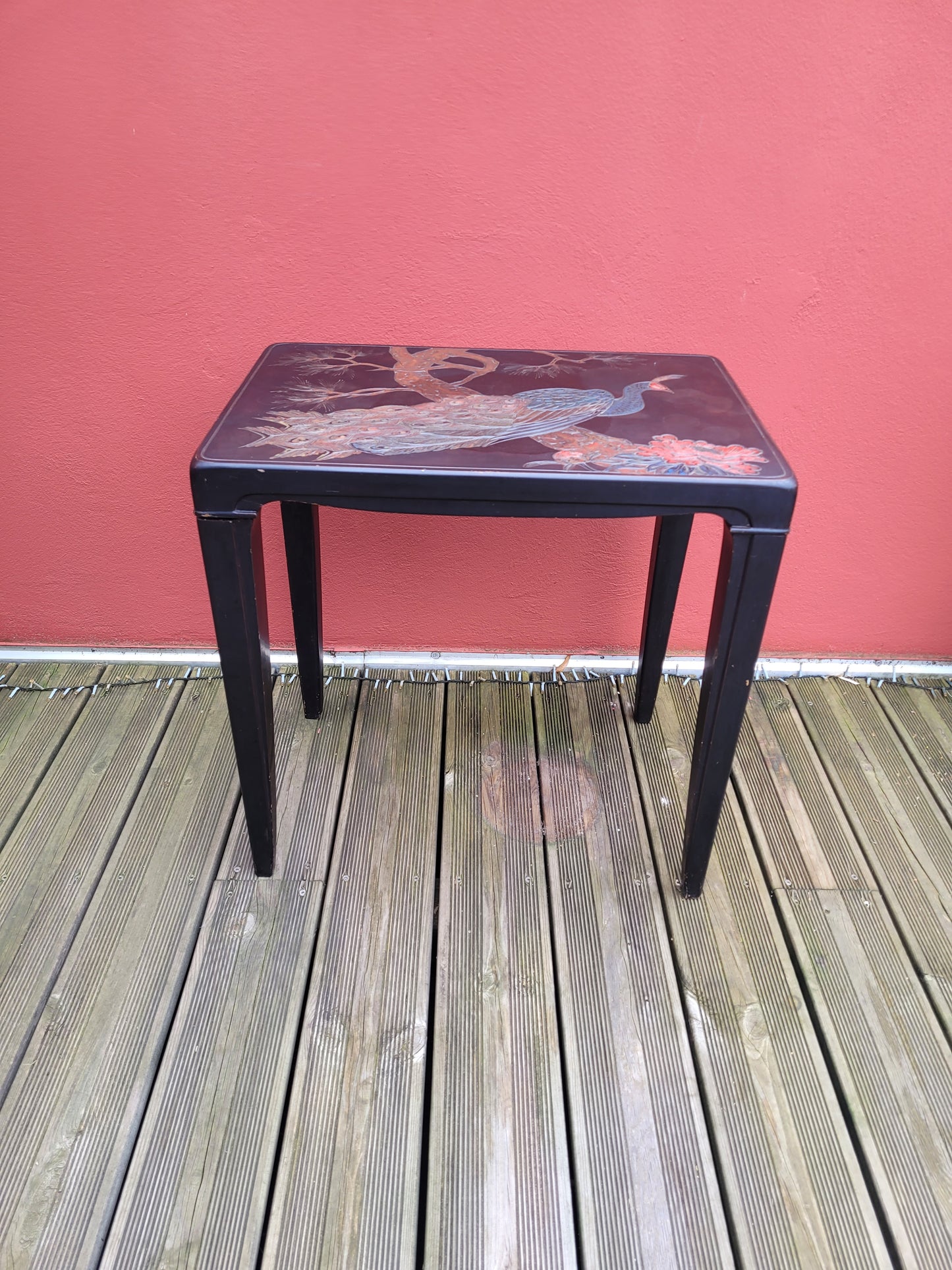 Table japonaise en bois laqué gravé- Ref 621