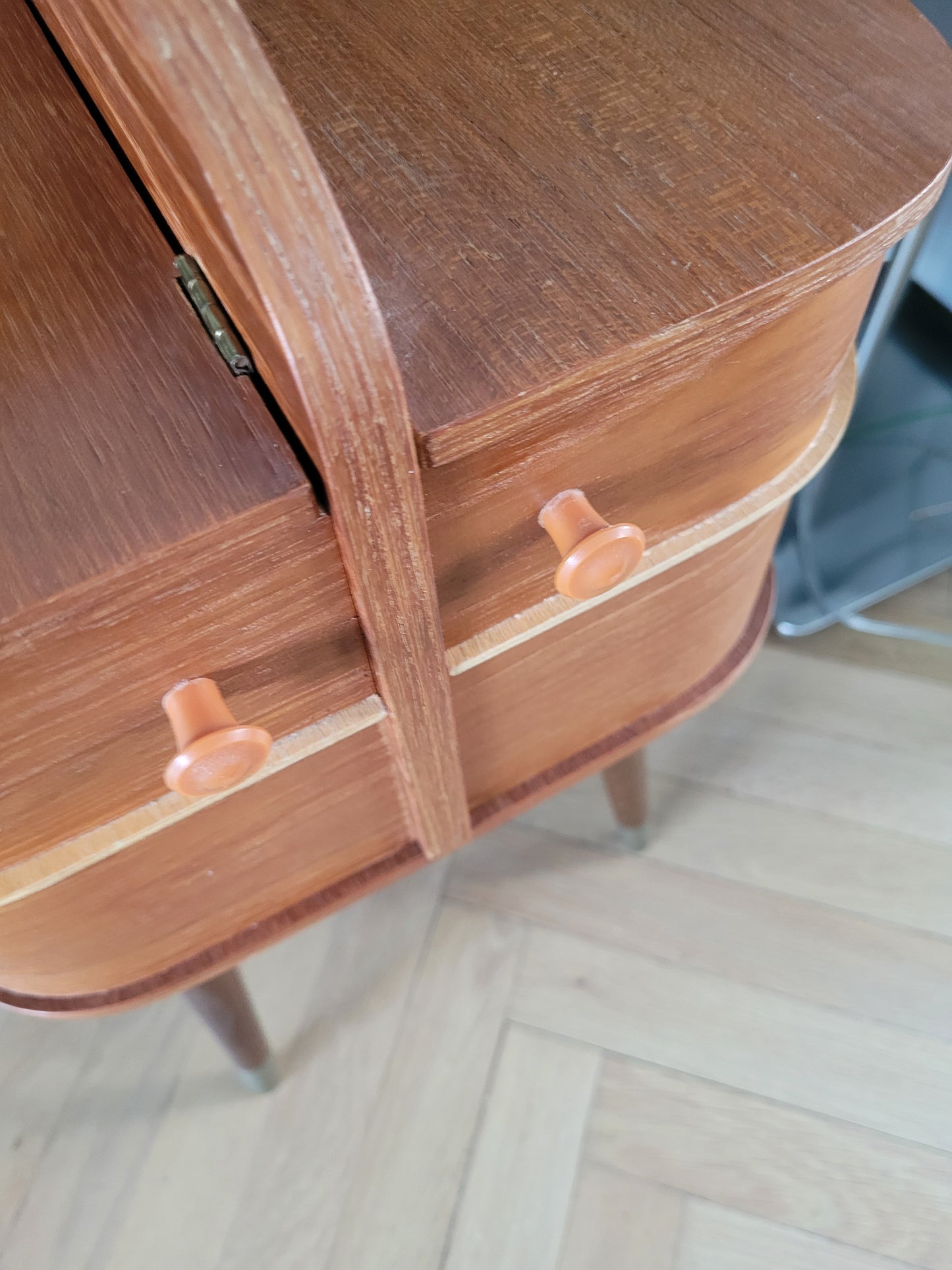 Travailleuse vintage en bois à tiroirs - Boîte à couture- Ref 509