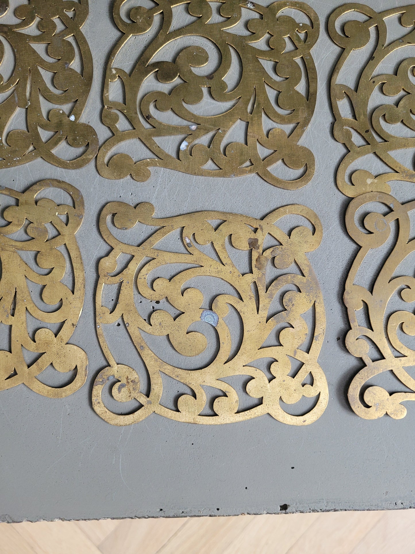 Lot de 12 sous-verres en laiton - Ref 369