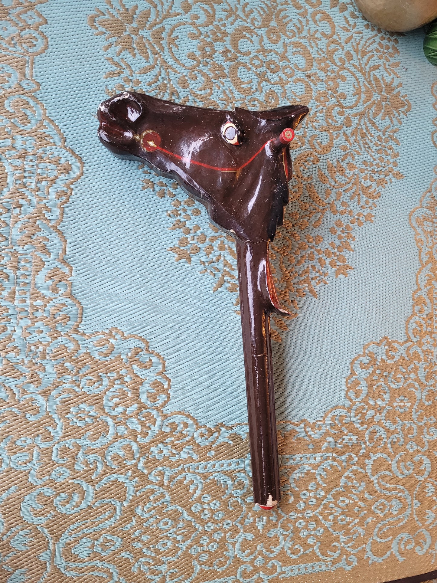 Cheval à bâton, Hobby horse, des années 40 en papier mâché - Ref 665