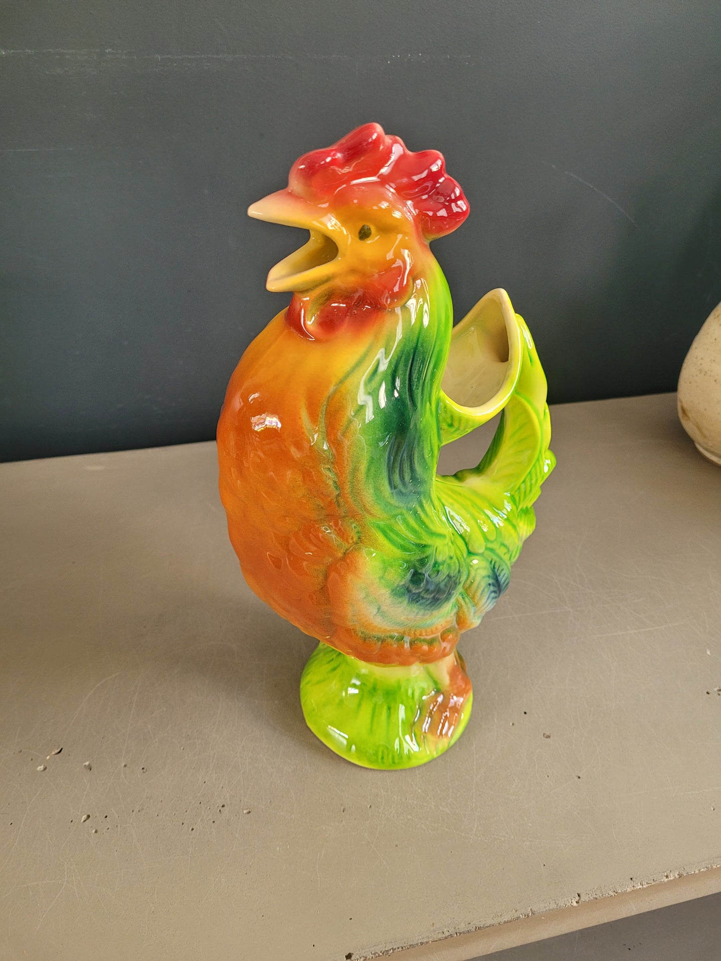 Carafe barbotine coq St Clément- Pichet Saint-Clement- Ref 521