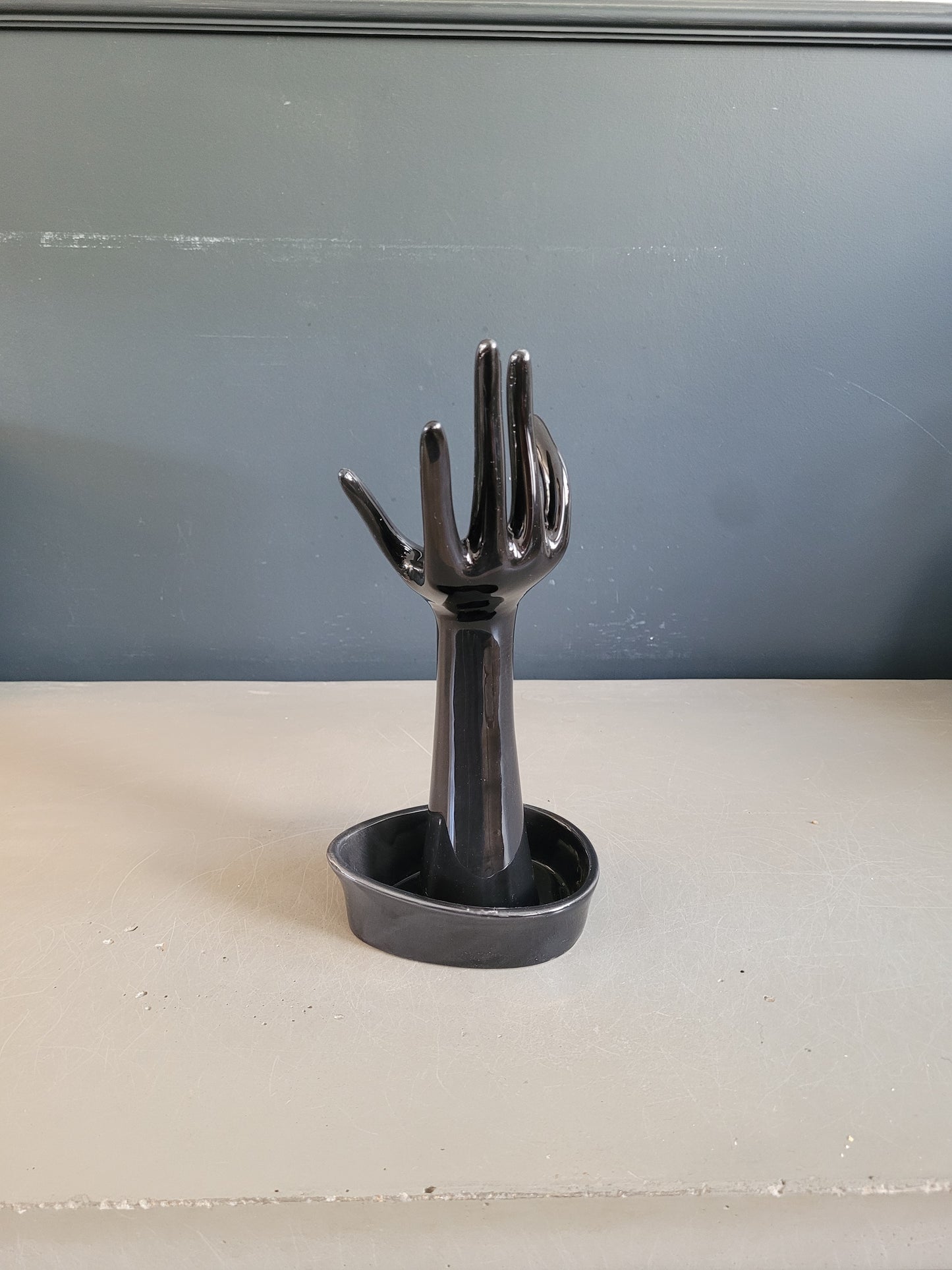 Baguier main vide-poche en porcelaine - Ref 645