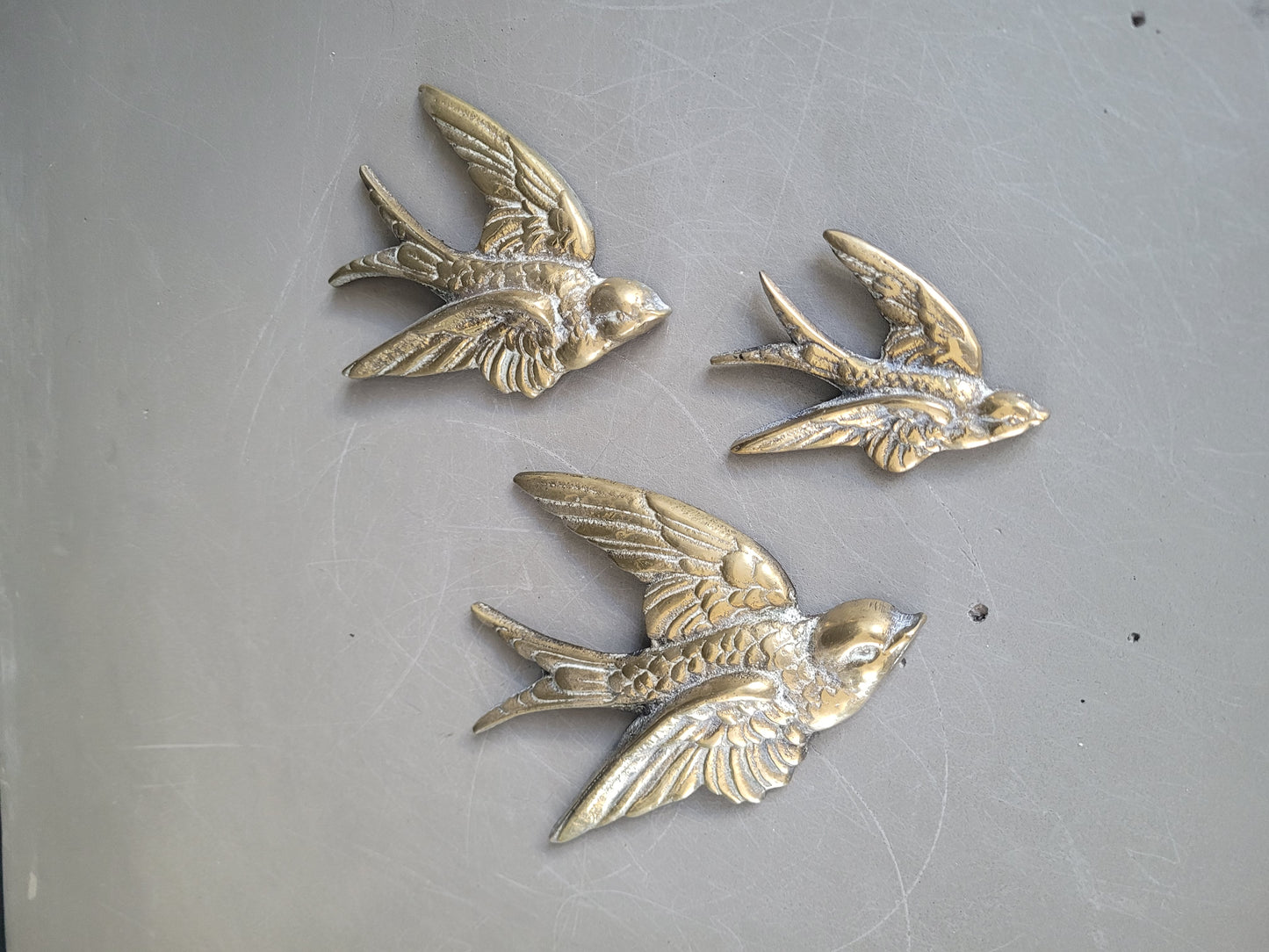 Envolée d'hirondelles anciennes en laiton massif - Ref 850