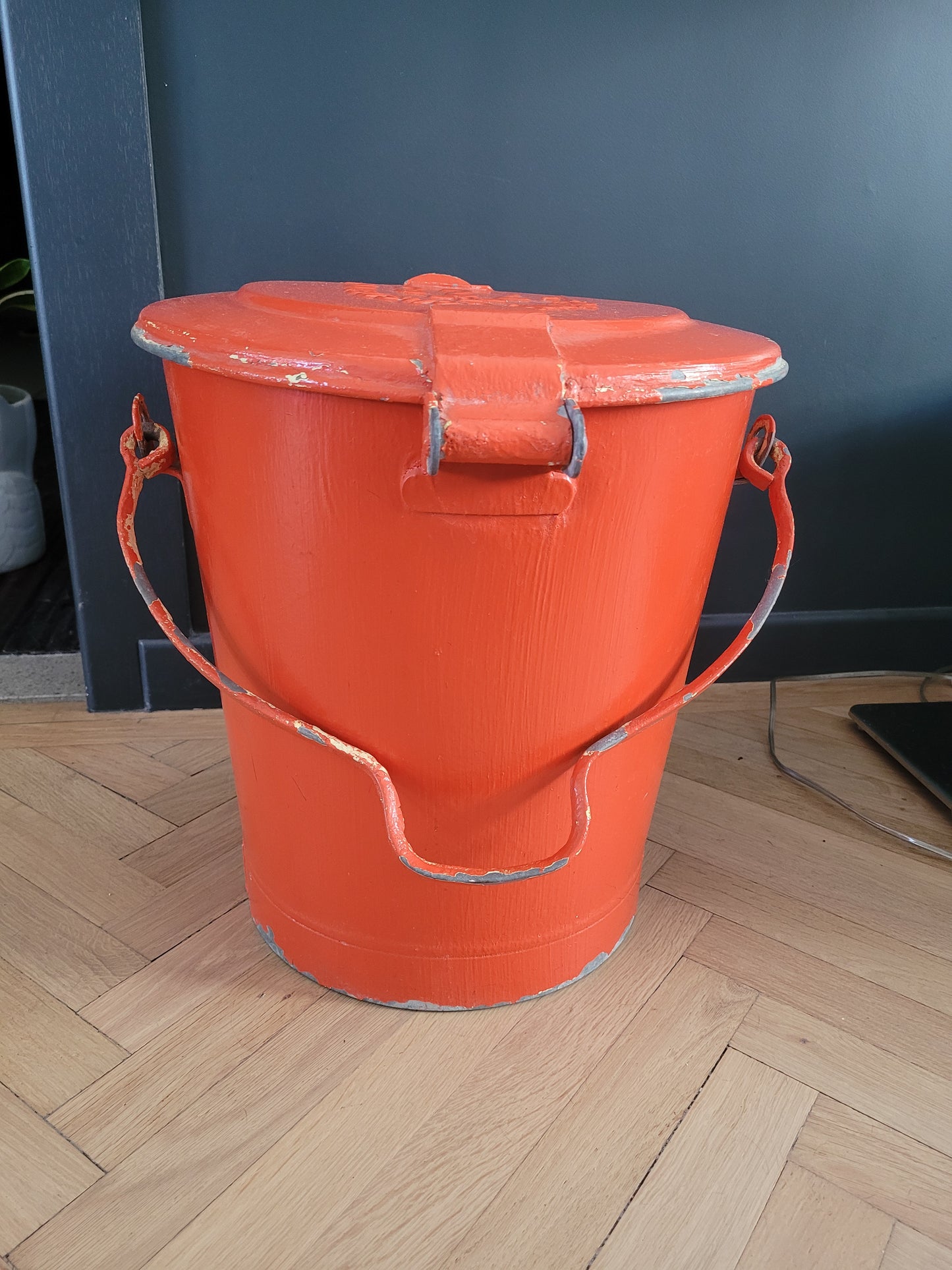 Poubelle métallique Patent Ochsner 1950 - Ref 553