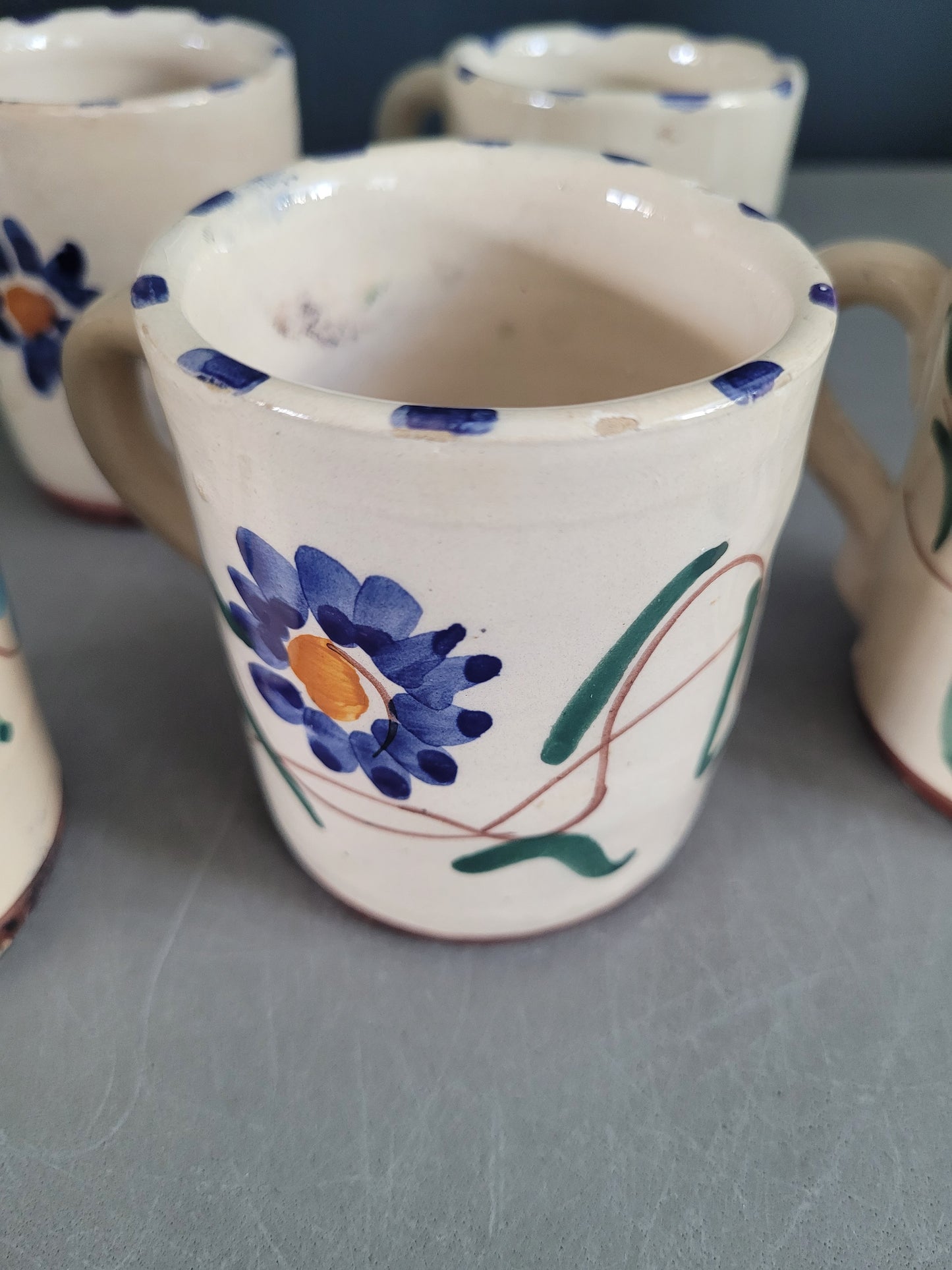 5 tasses en céramique émaillée - Ref 524