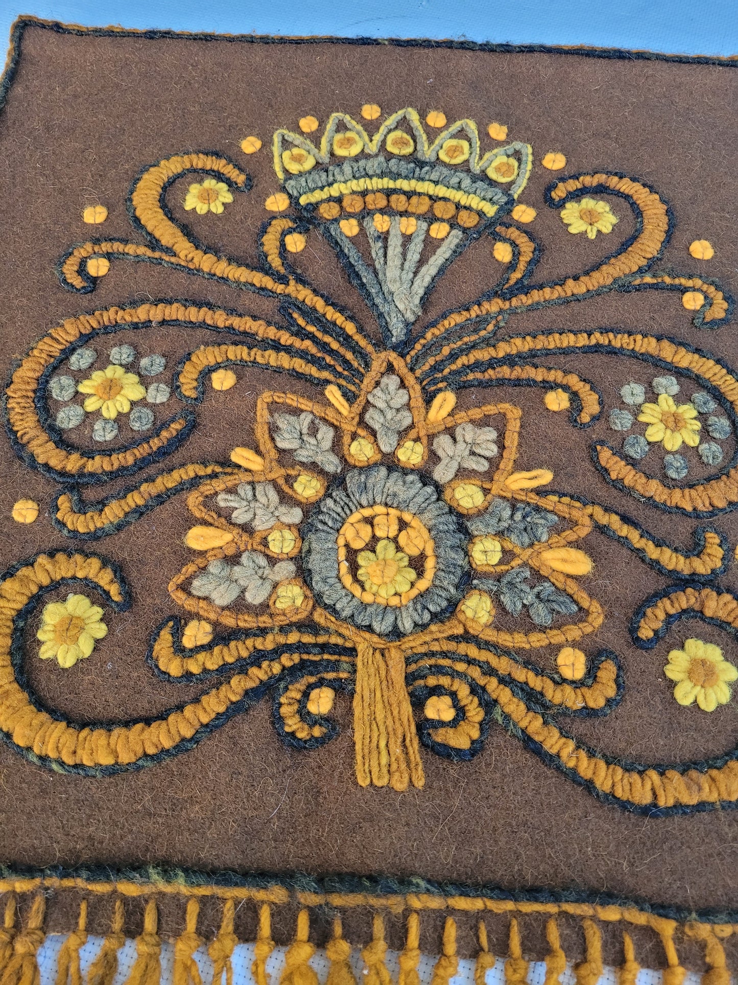 Tenture murale 70's en laine - Ref 591