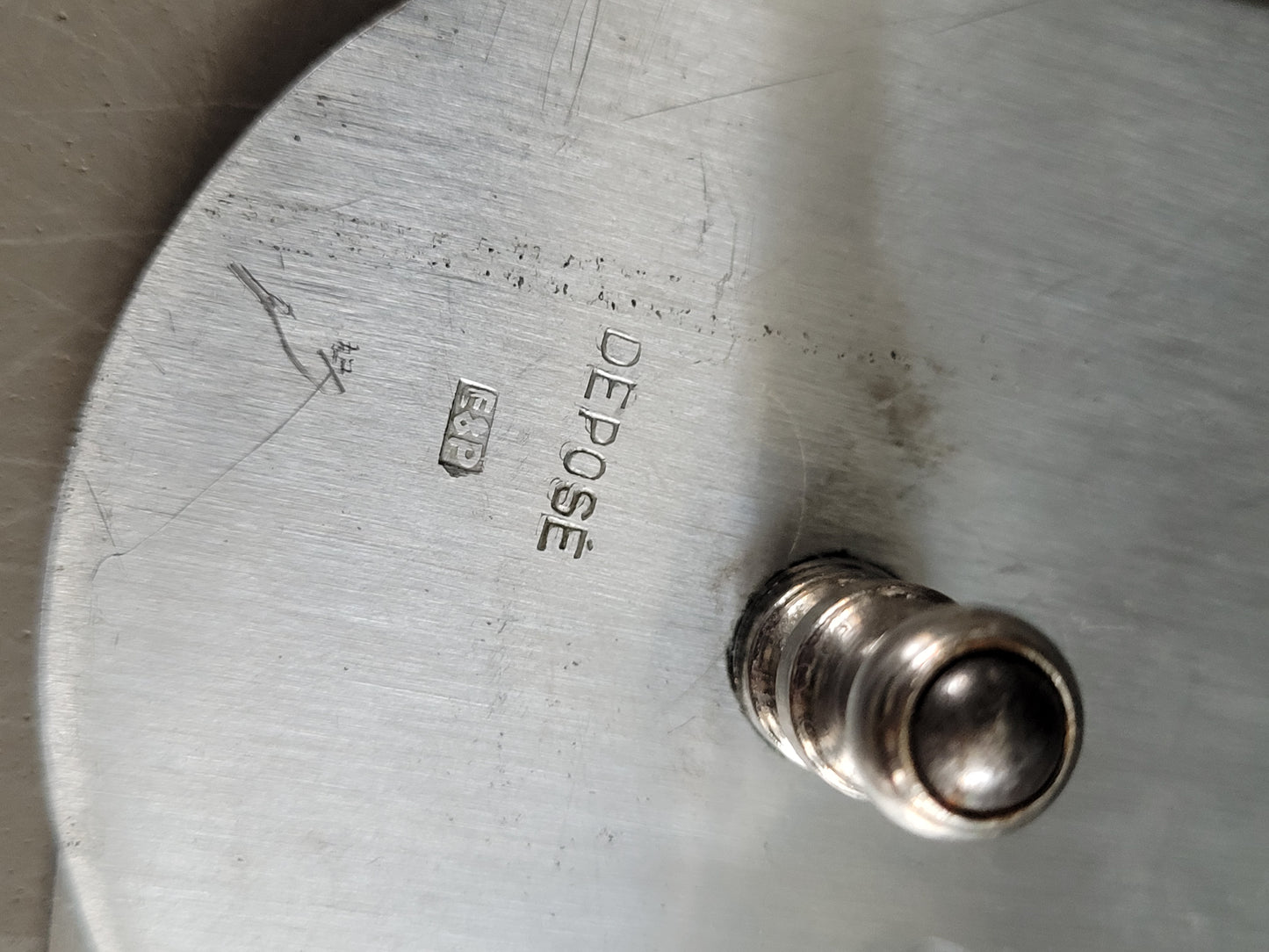 Grand dessous de plat articulé en inox - Ref 404