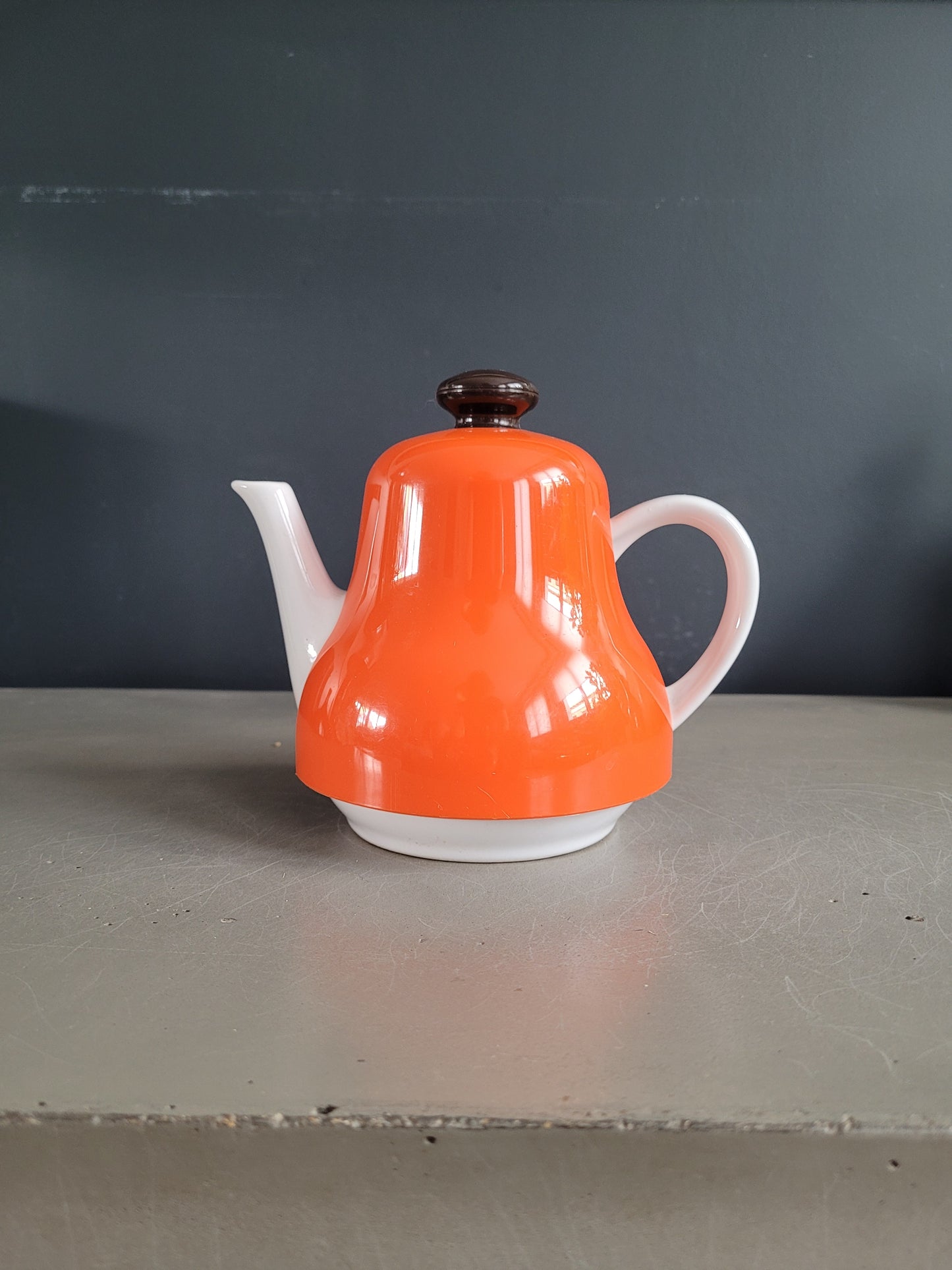 Théière porcelaine avec capuchon plastique - Ref 456