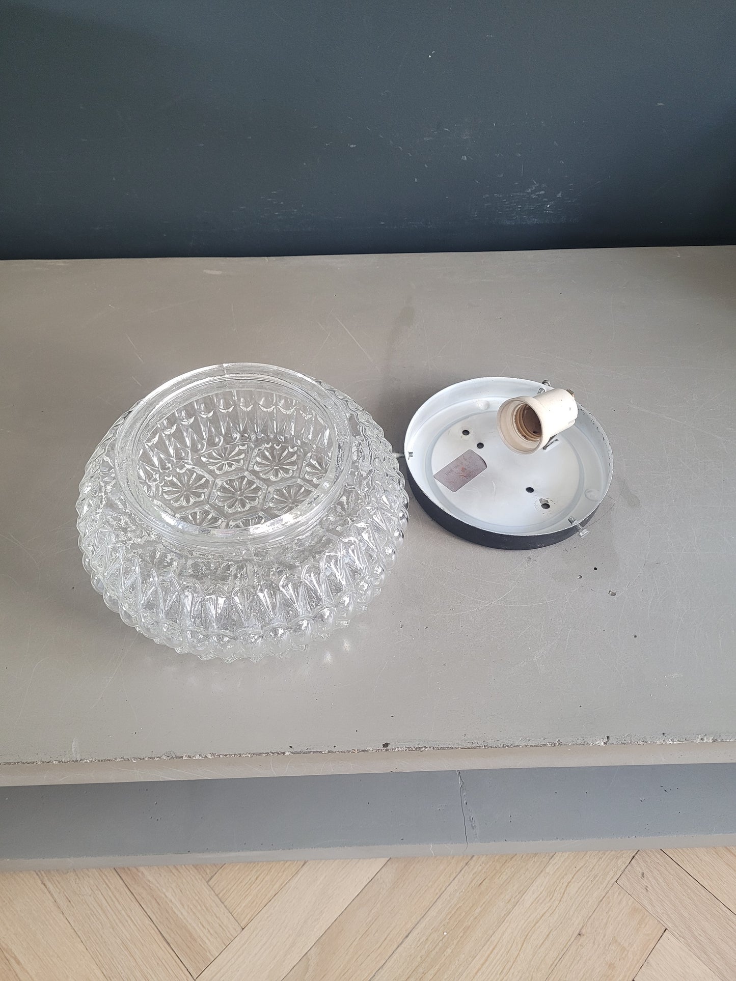 Plafonnier ou applique en verre moulé - Ref 962