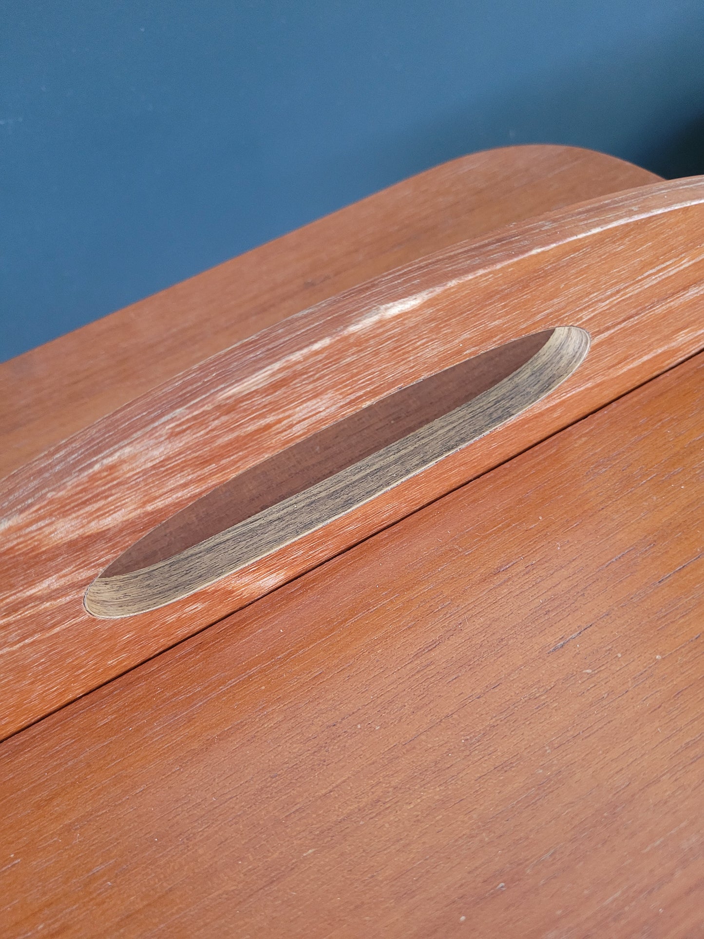 Travailleuse vintage en bois à tiroirs - Boîte à couture- Ref 509