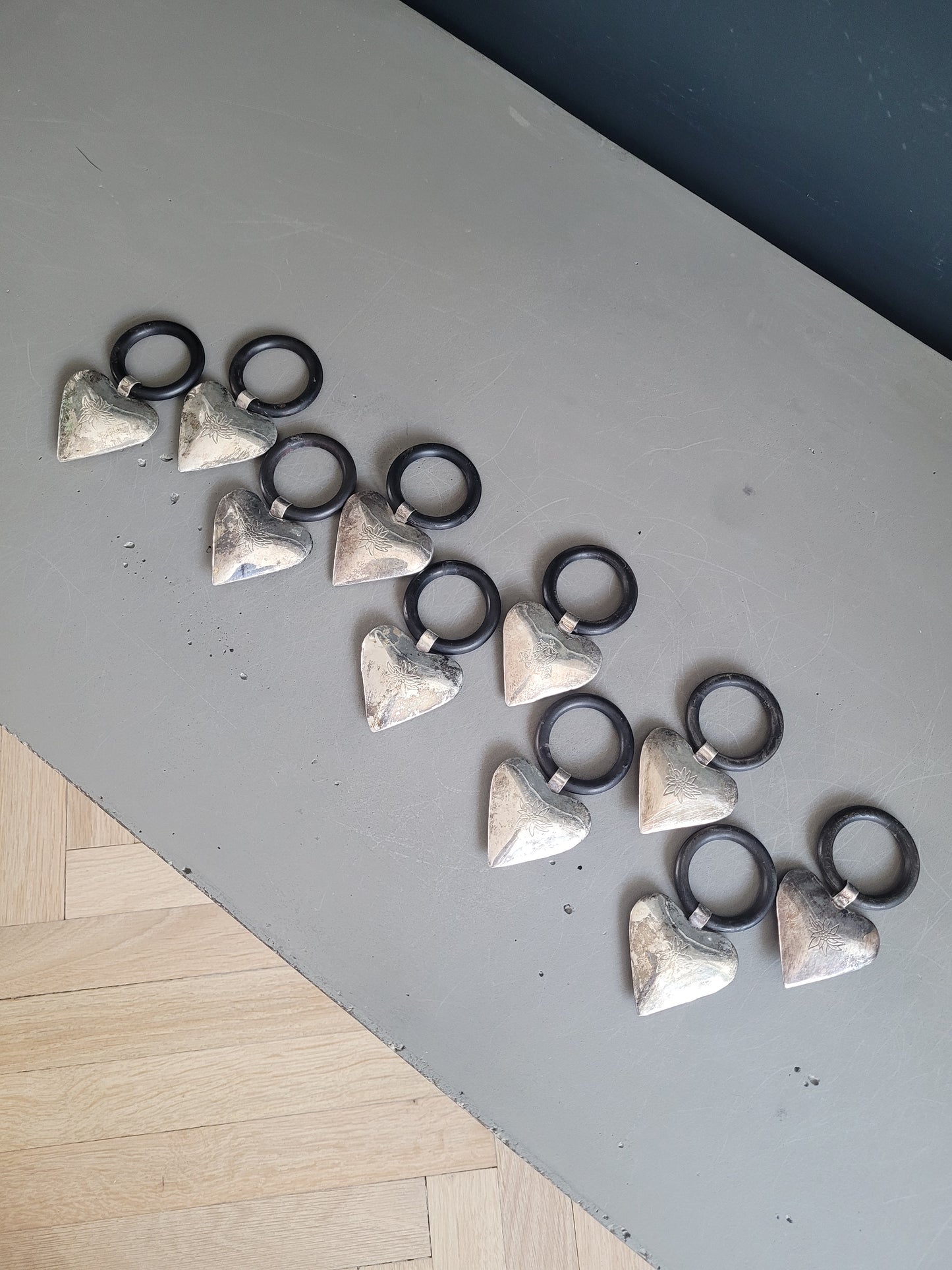 Décorations de rideaux coeur et edelweiss - Ref 415