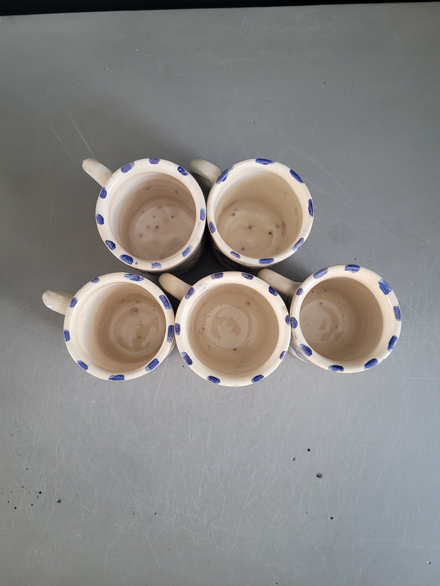 5 tasses en céramique émaillée - Ref 524