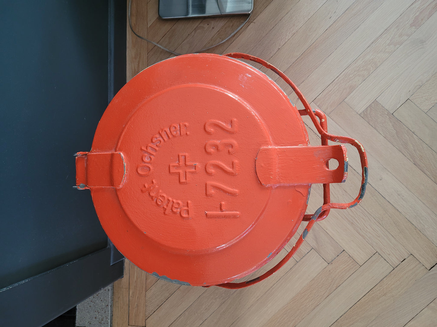 Poubelle métallique Patent Ochsner 1950 - Ref 553