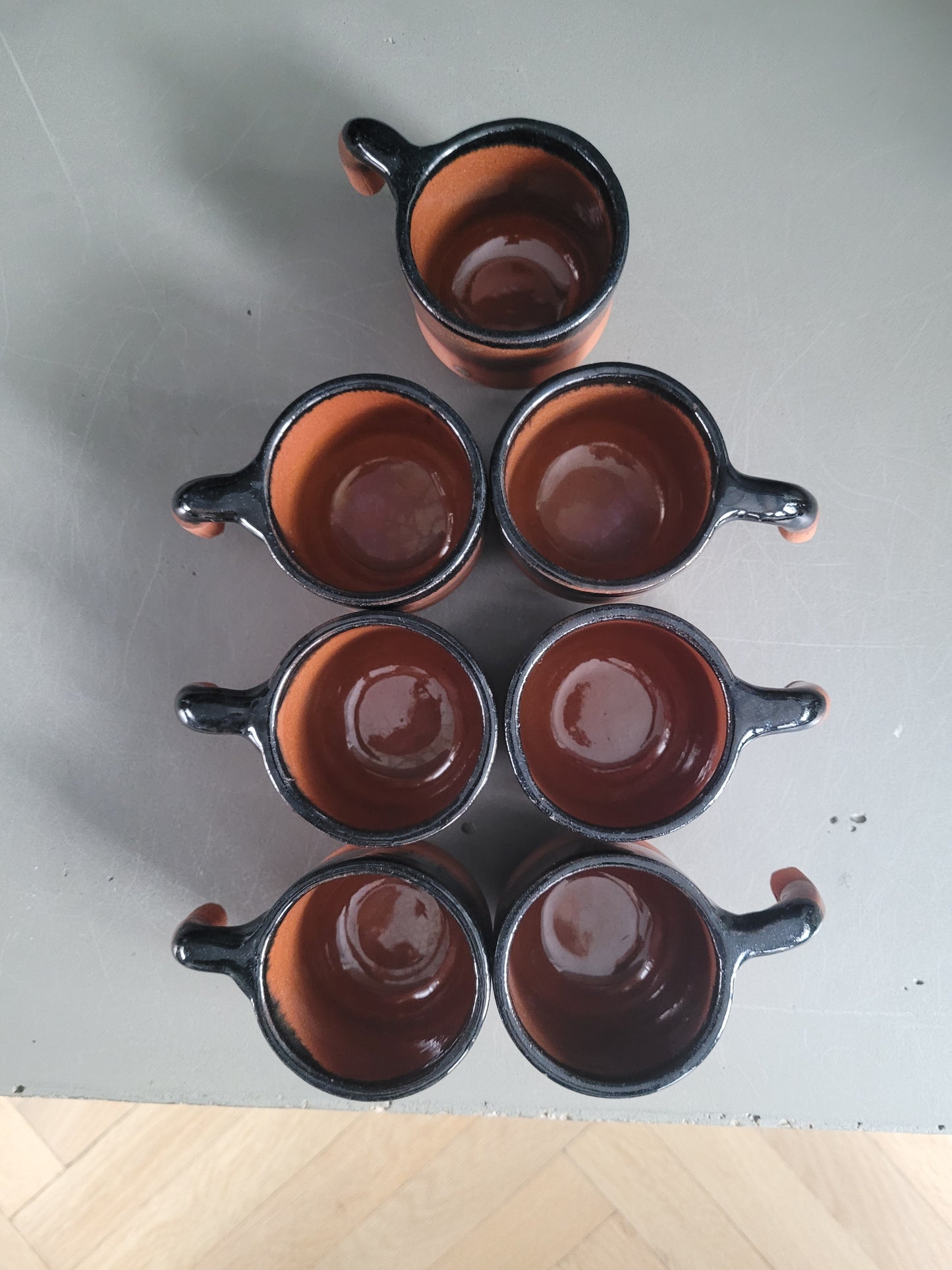 Lot de 7 tasses à café en terre cuite émaillée- Ref 520