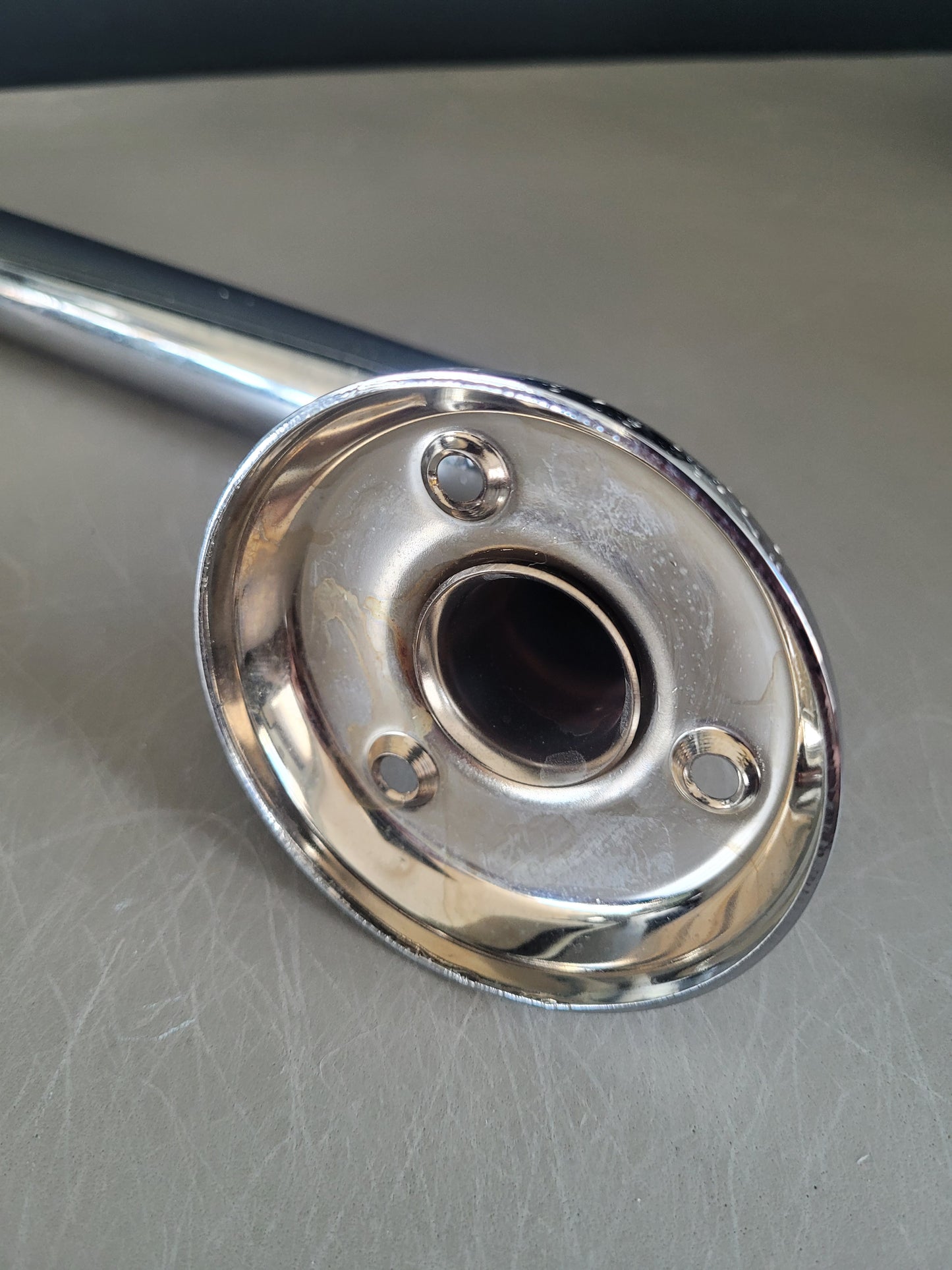 Poignée porte serviette murale chromée - Ref 141