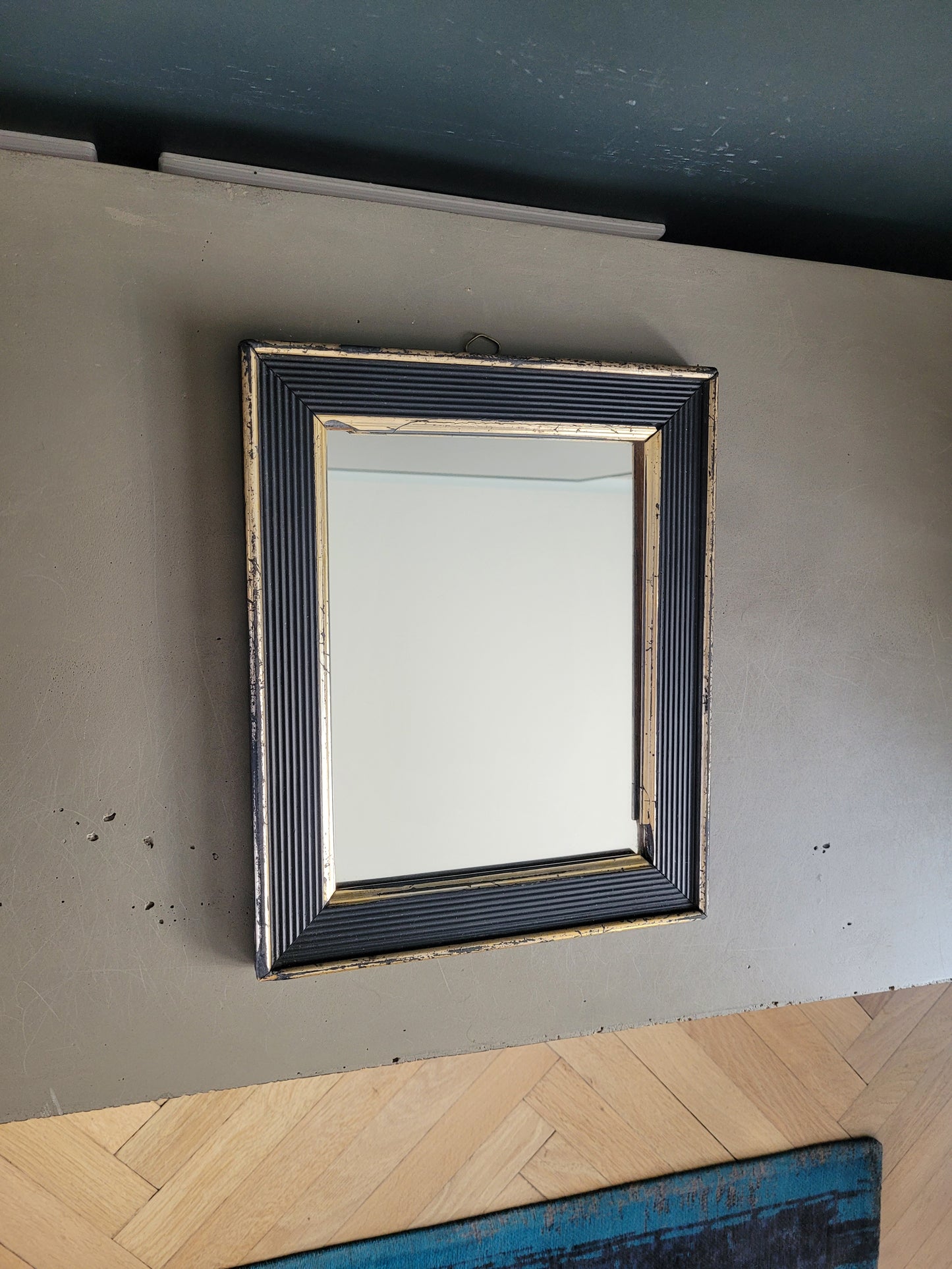 Miroir ancien en bois noir et or - Ref 489