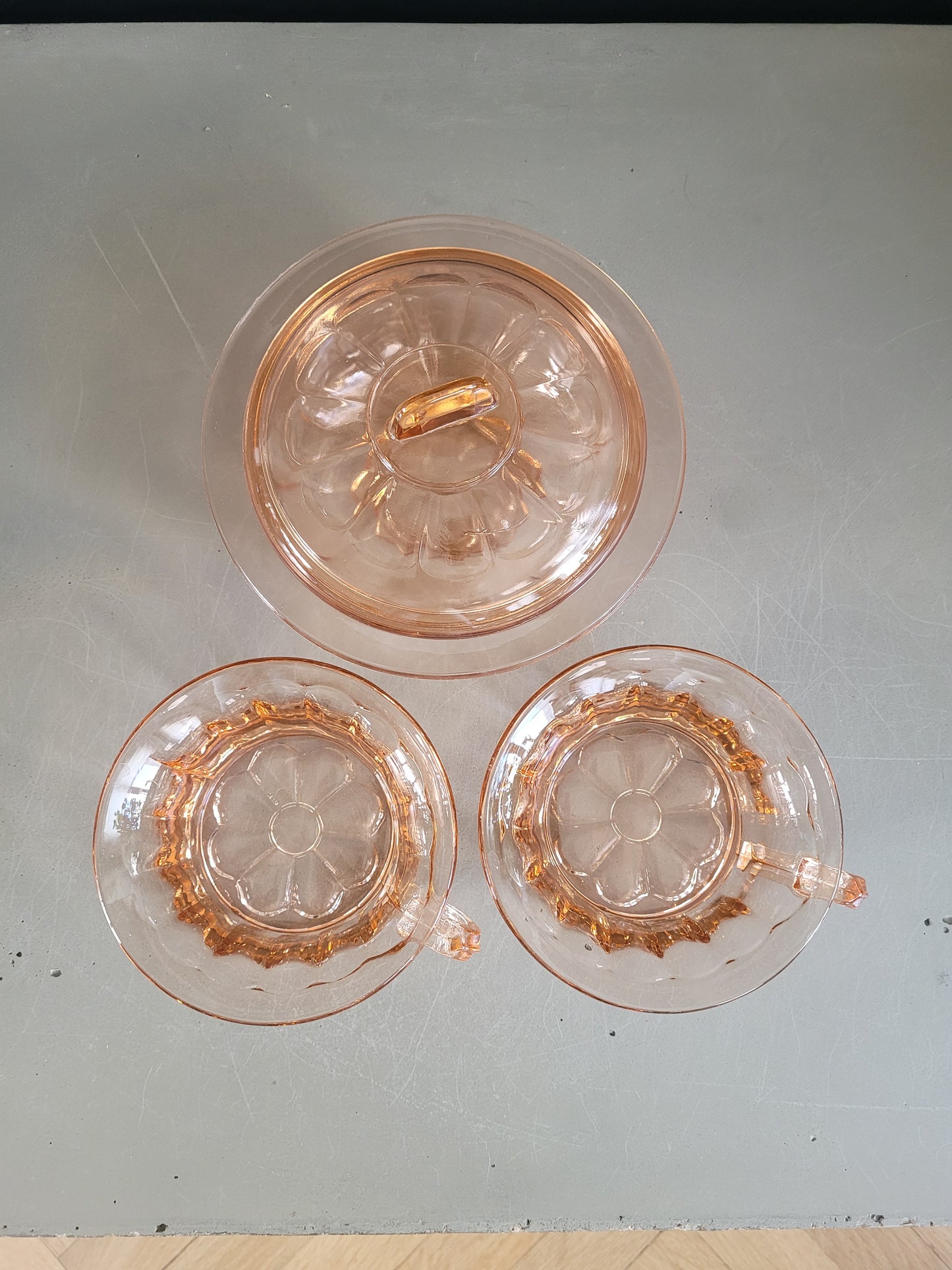 Ensemble 2 tasses + sucrier en verre rose - Ref 522