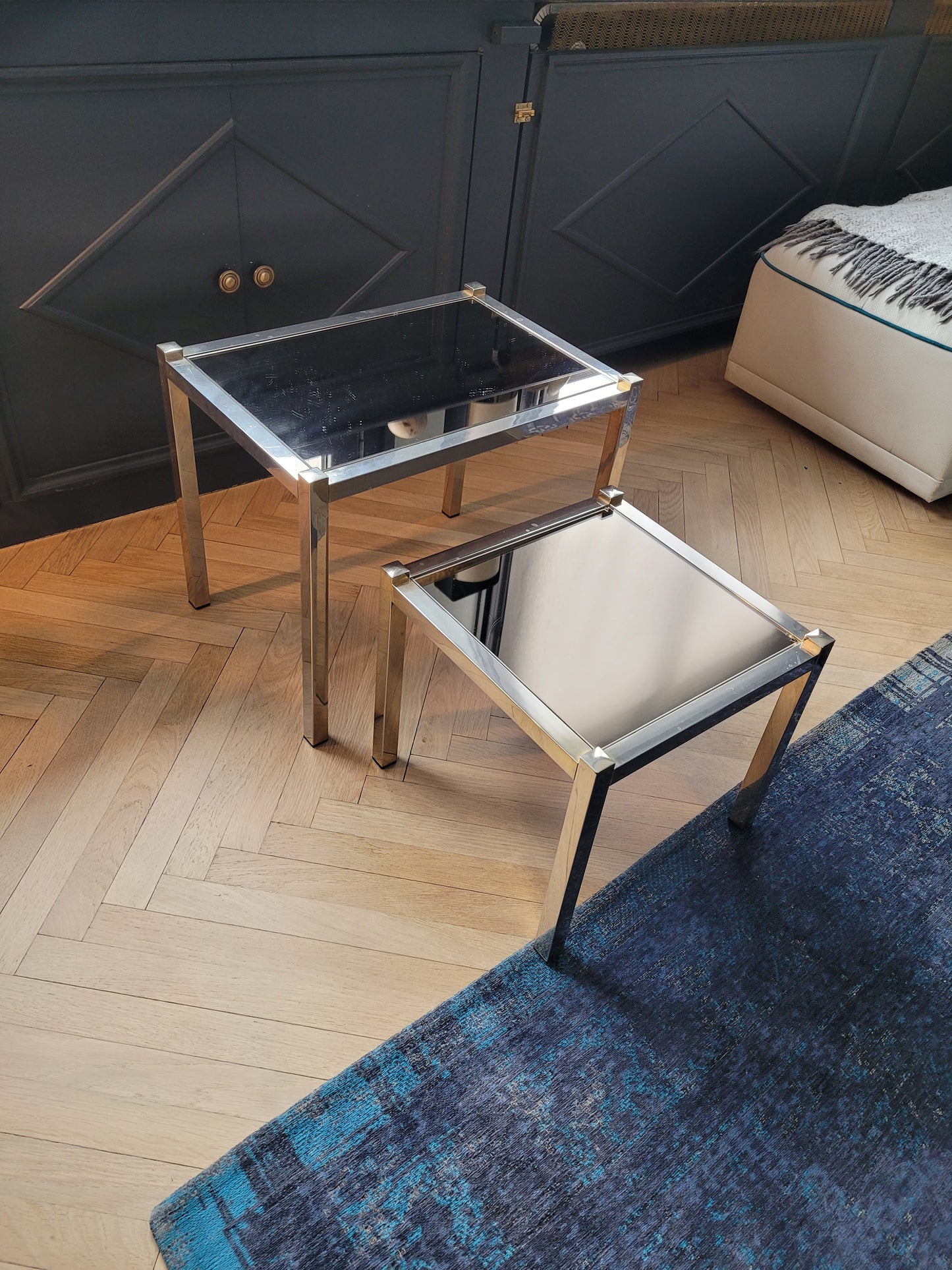 Tables gigognes en métal doré/chromé et miroir ambré - Ref 313