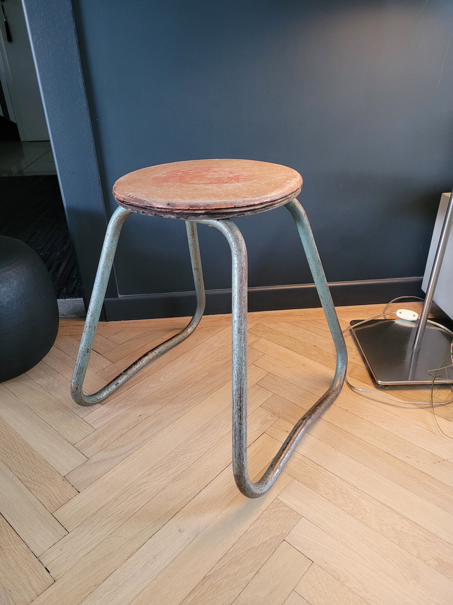 Tabouret d'atelier vintage - Ref 491