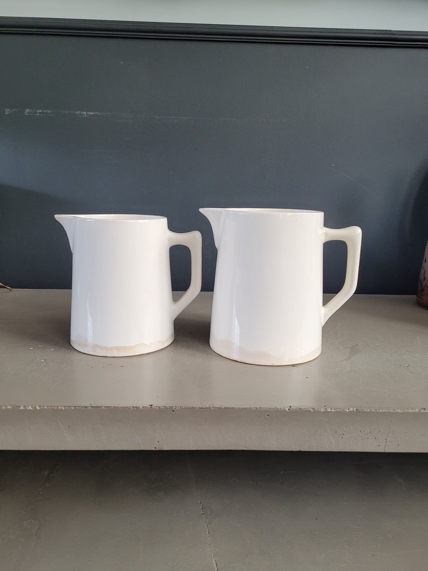 Paire de pichets en porcelaine de Digoin - Ref 327