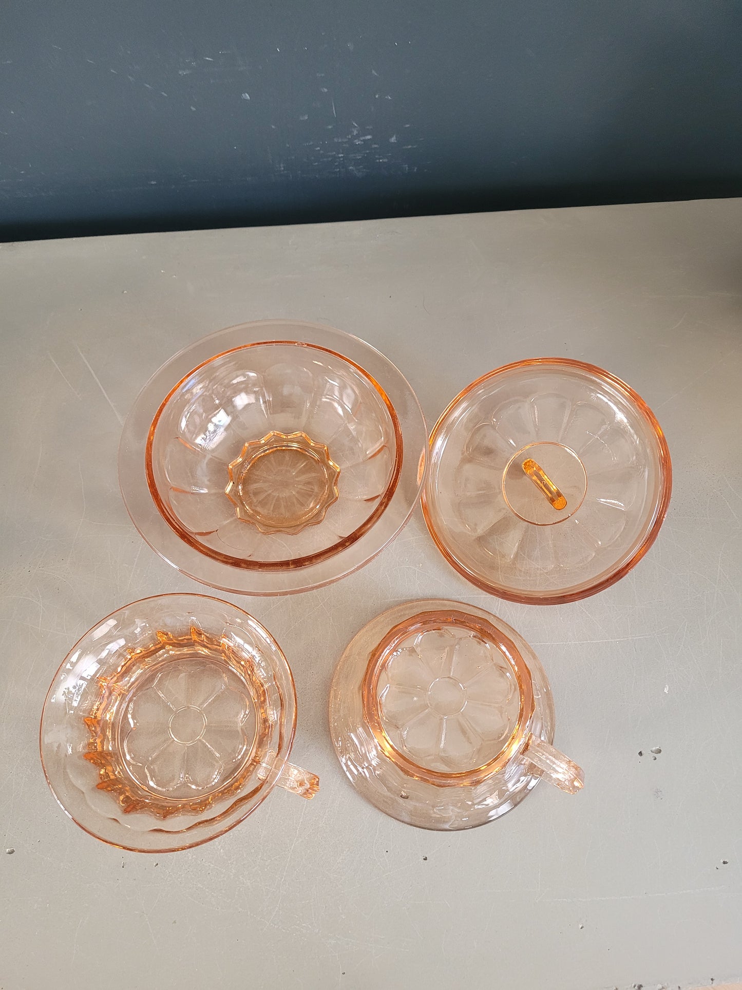 Ensemble 2 tasses + sucrier en verre rose - Ref 522