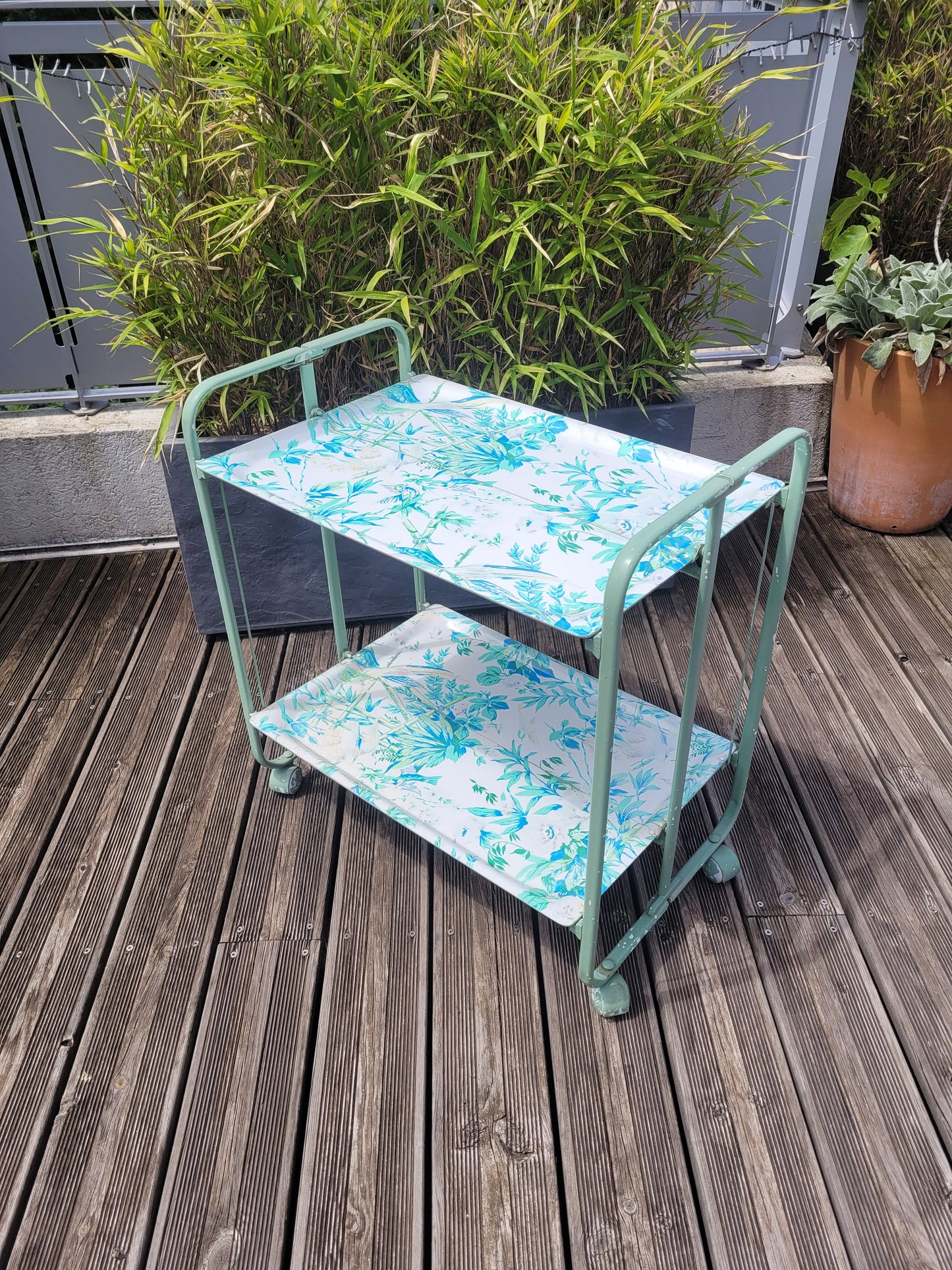 Desserte pliante vintage à fleurs - Ref 468