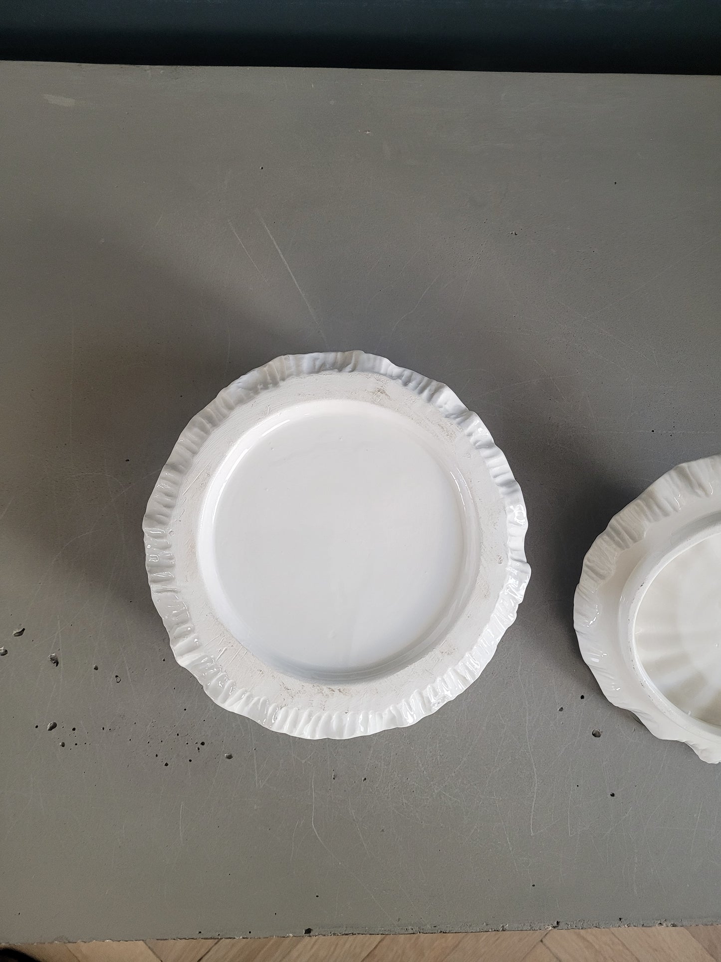 Bonbonnière Pierrot ancienne en porcelaine- Ref 606