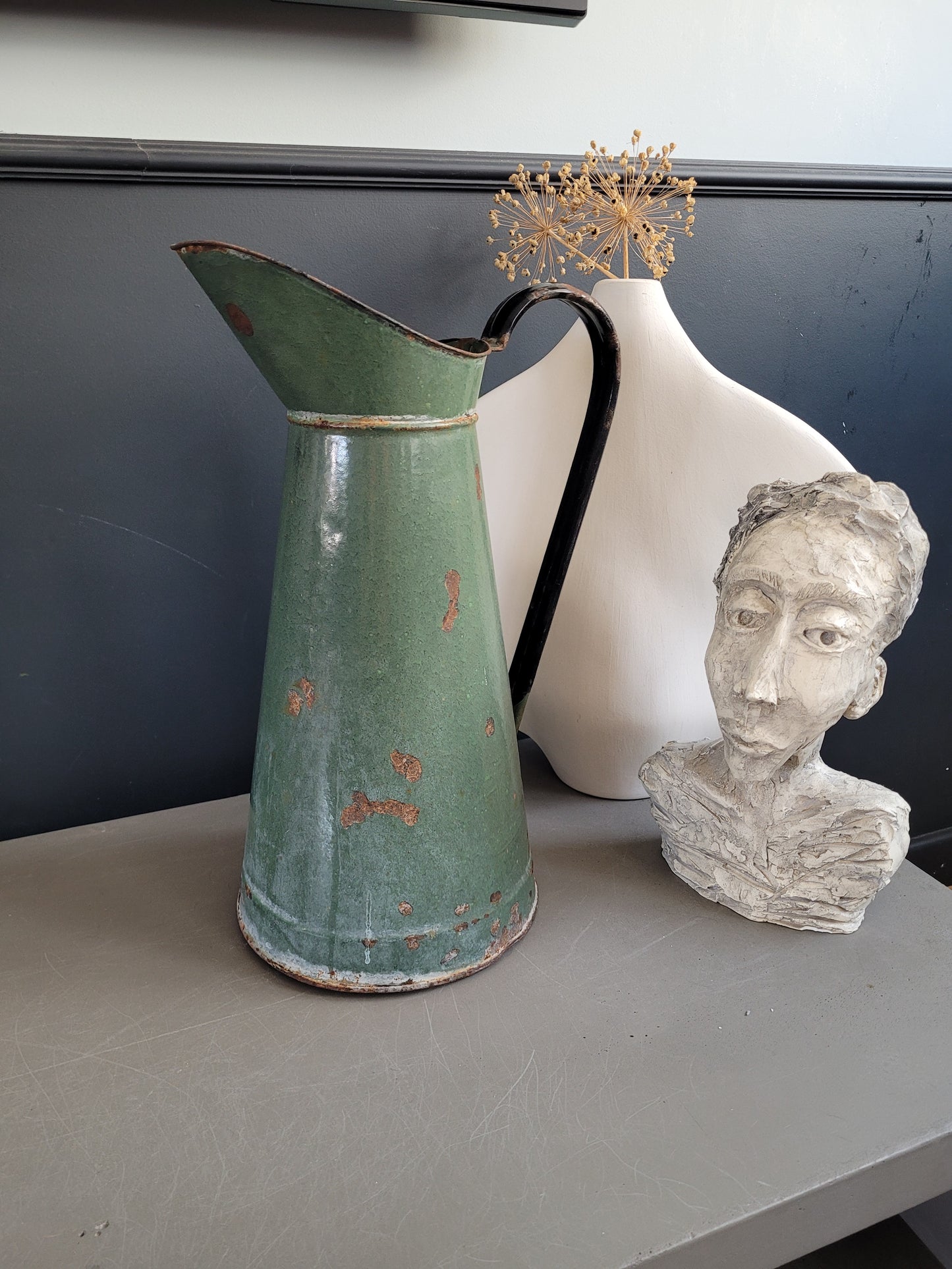 Broc à eau ancien en tôle émaillée - Ref 1045
