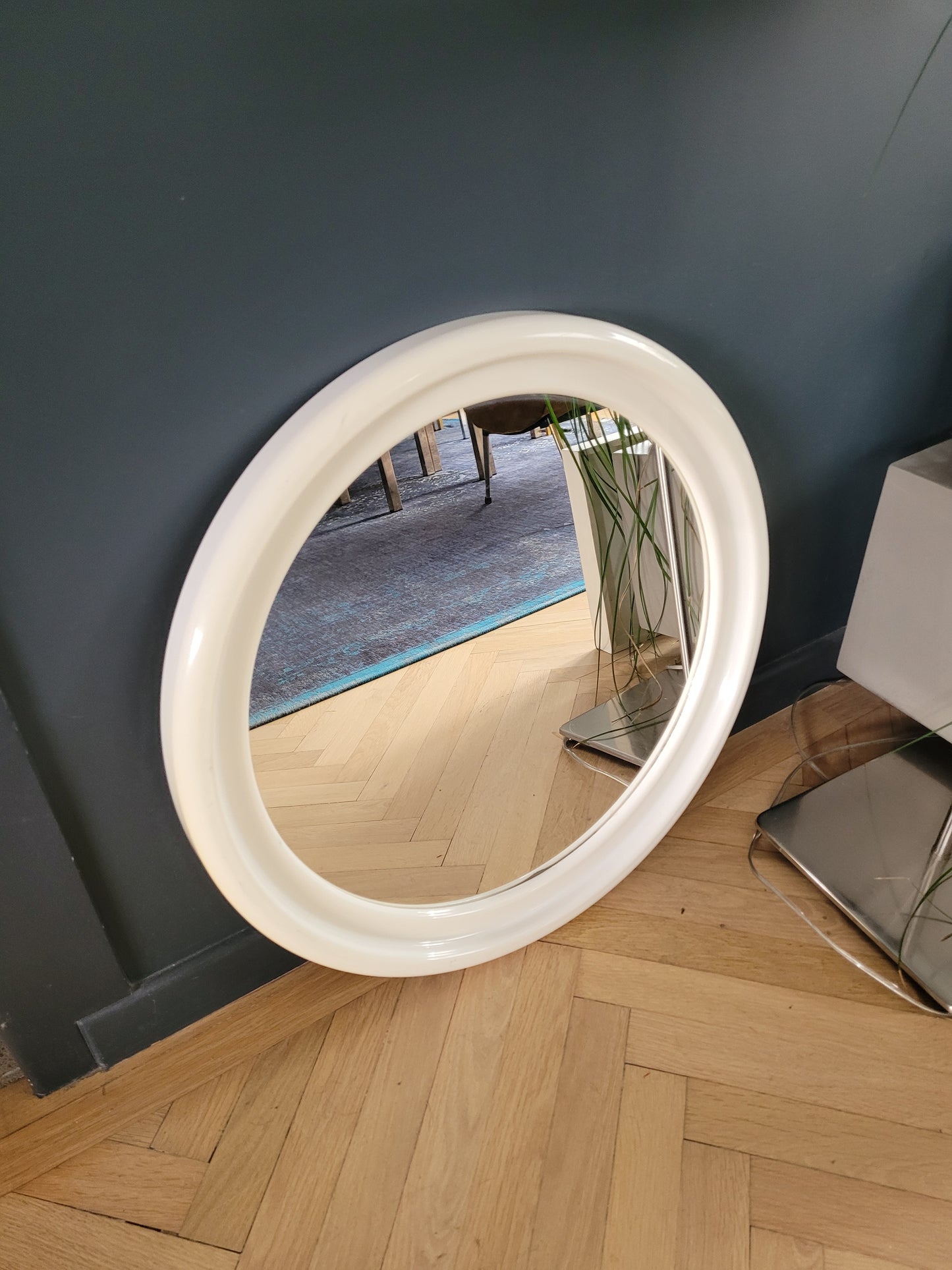 Miroir rond vintage en plastique- Ref 548