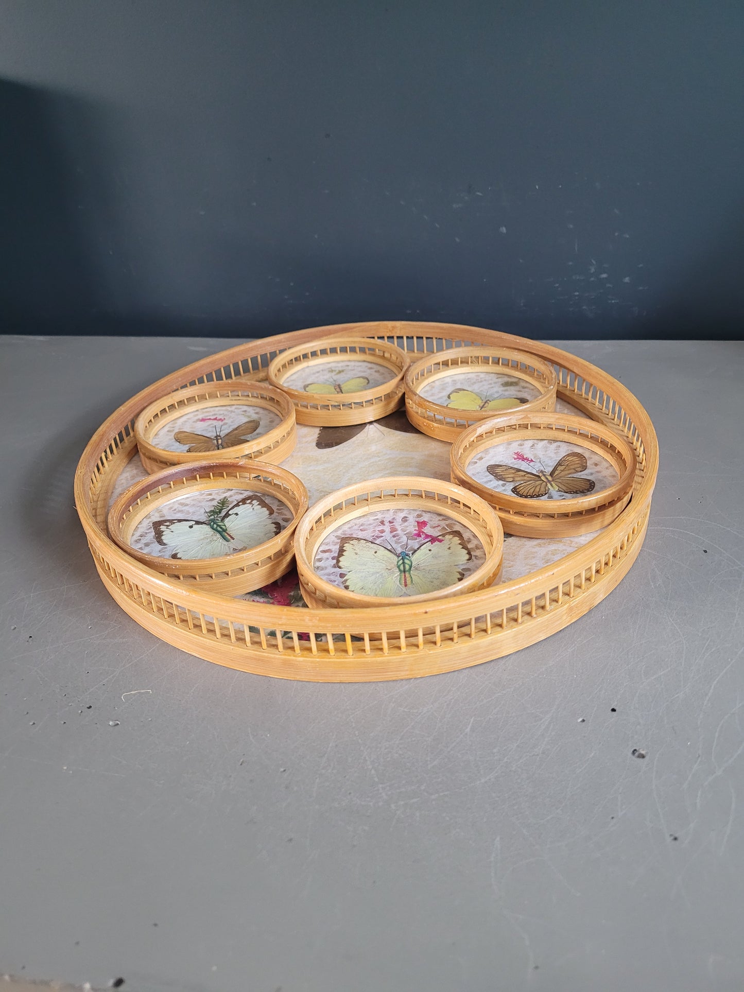 Plateau et 6 sous-verres papillons vintages en bambou - Ref 465