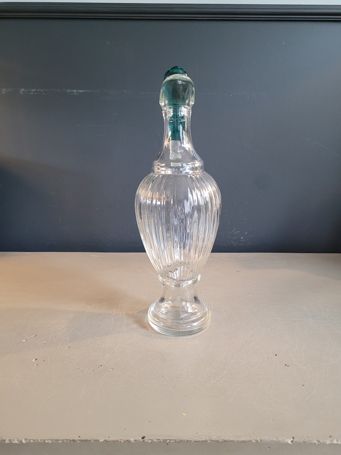 Aiguière en verre moulé - Ref 579