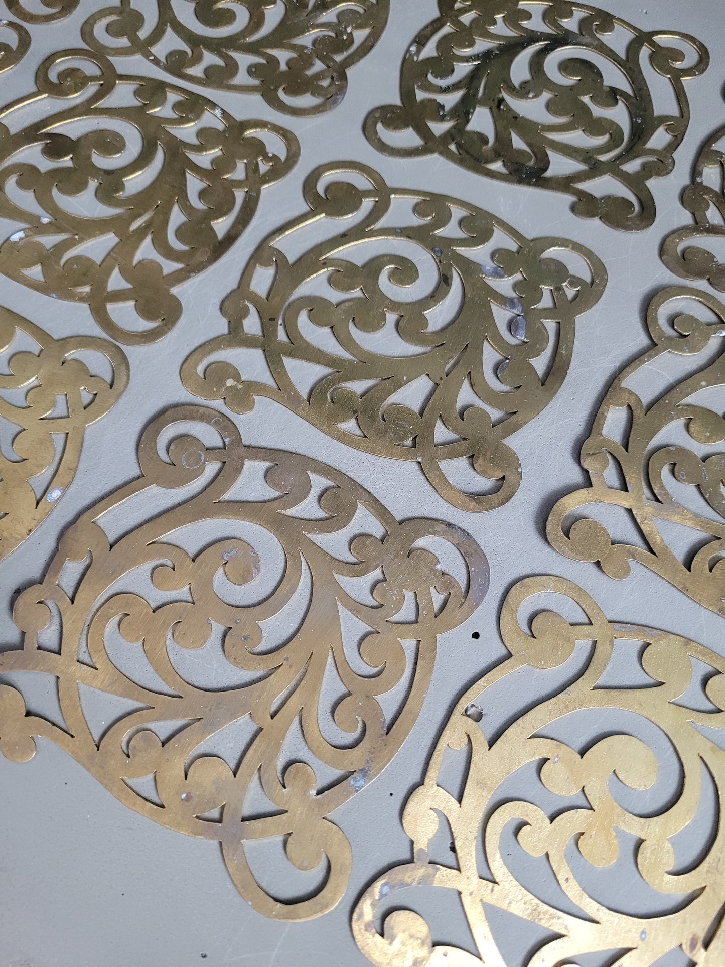 Lot de 12 sous-verres en laiton - Ref 369