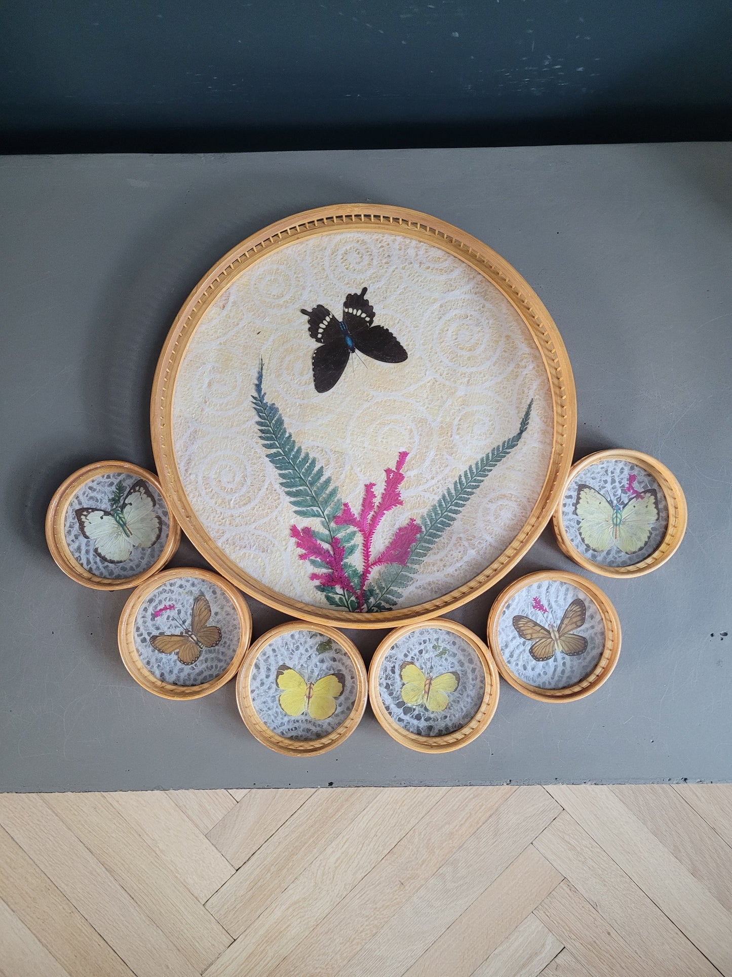 Plateau et 6 sous-verres papillons vintages en bambou - Ref 465