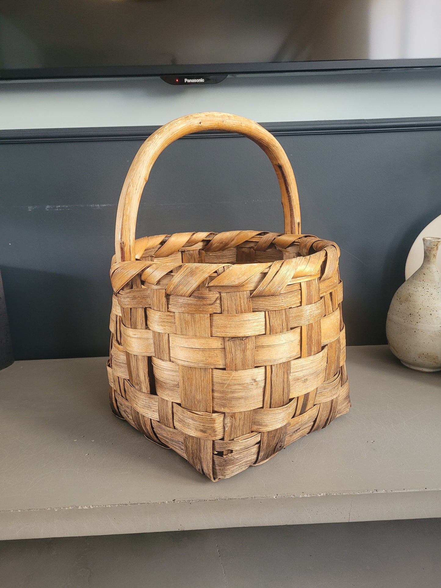 Panier en bois courbé et lamelles de bois - Ref 462