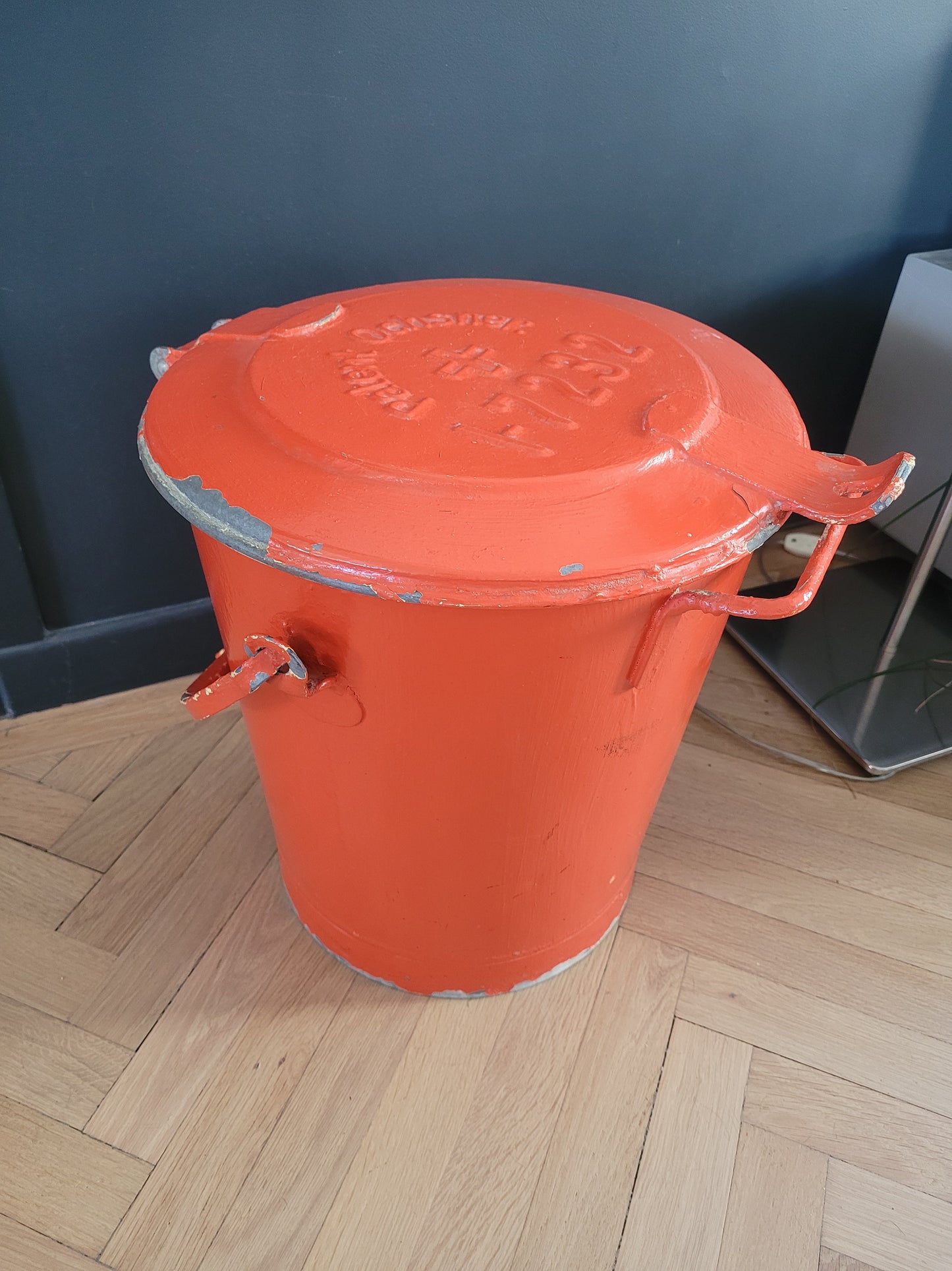 Poubelle métallique Patent Ochsner 1950 - Ref 553