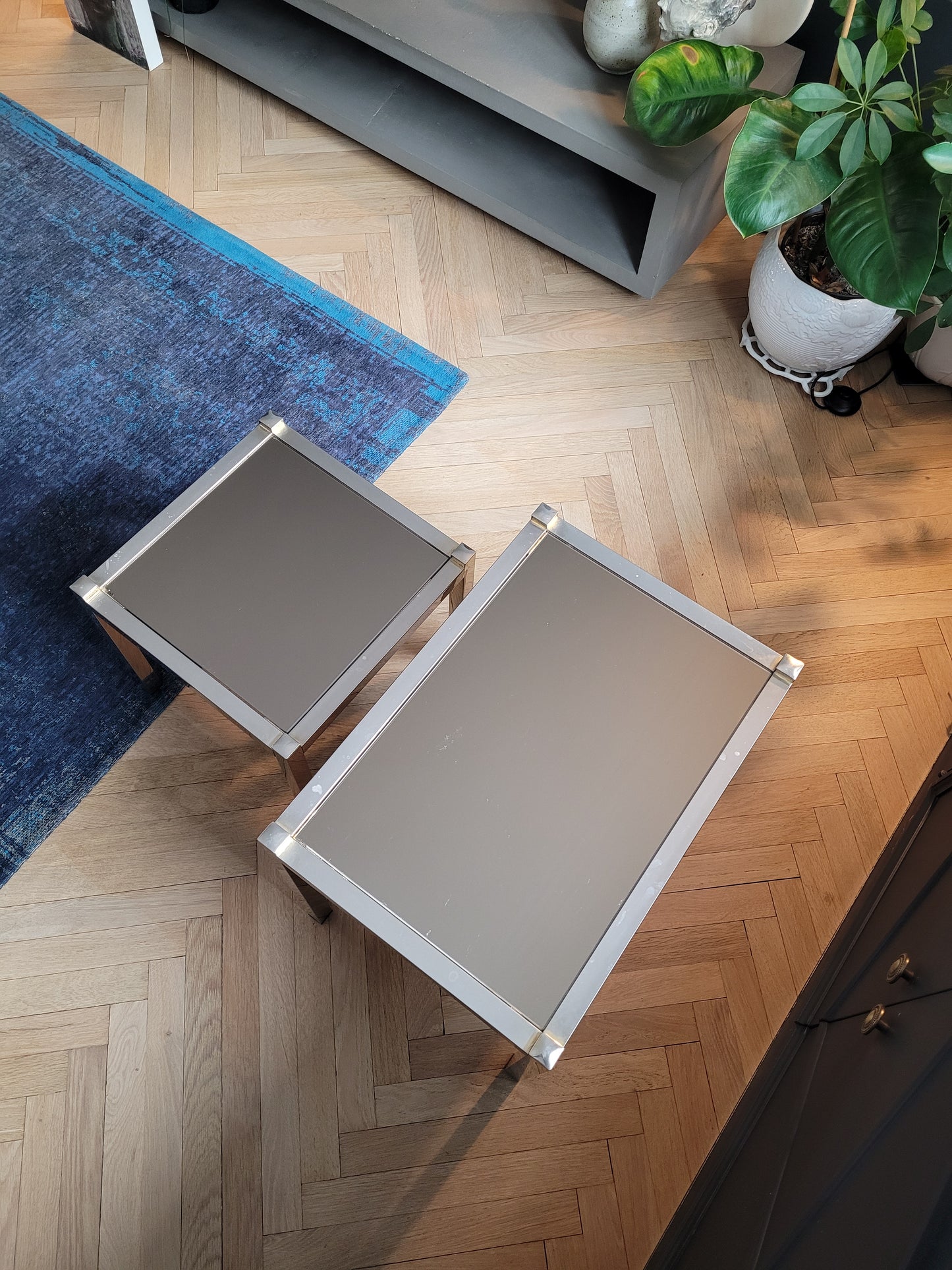 Tables gigognes en métal doré/chromé et miroir ambré - Ref 313