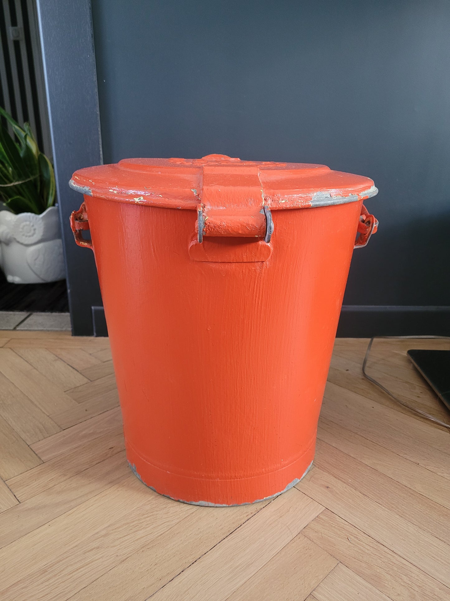 Poubelle métallique Patent Ochsner 1950 - Ref 553